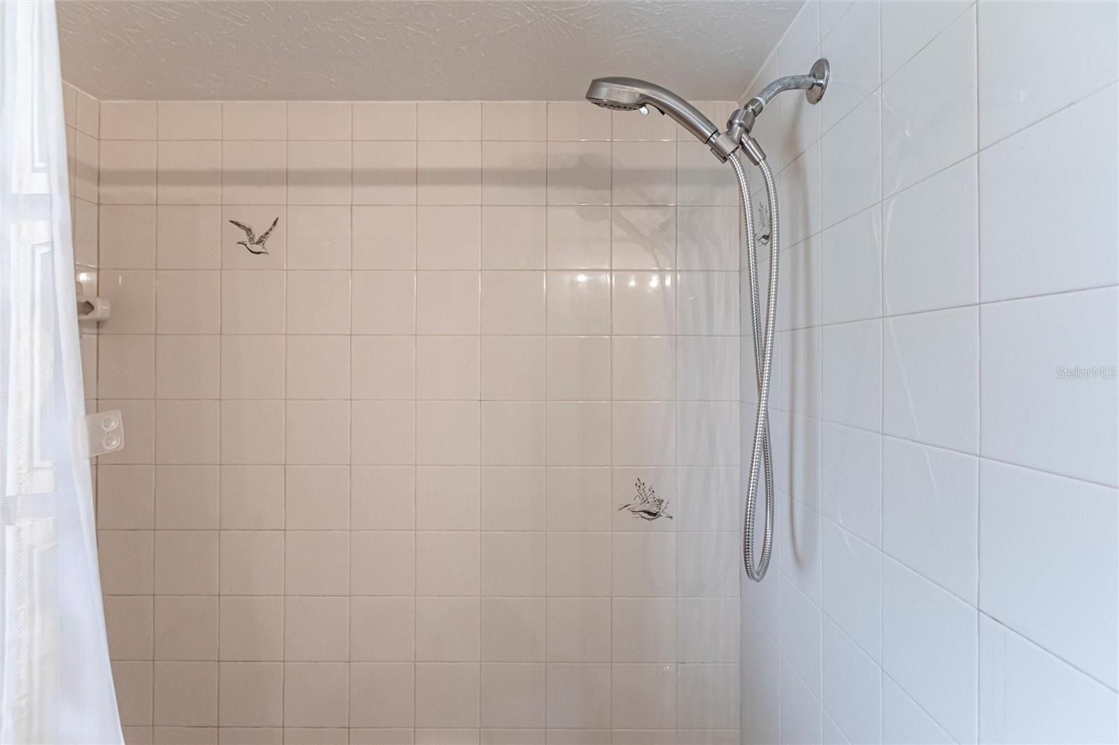 8677 WHISPERING PINES DR, ST JAMES CITY, FL, 33956