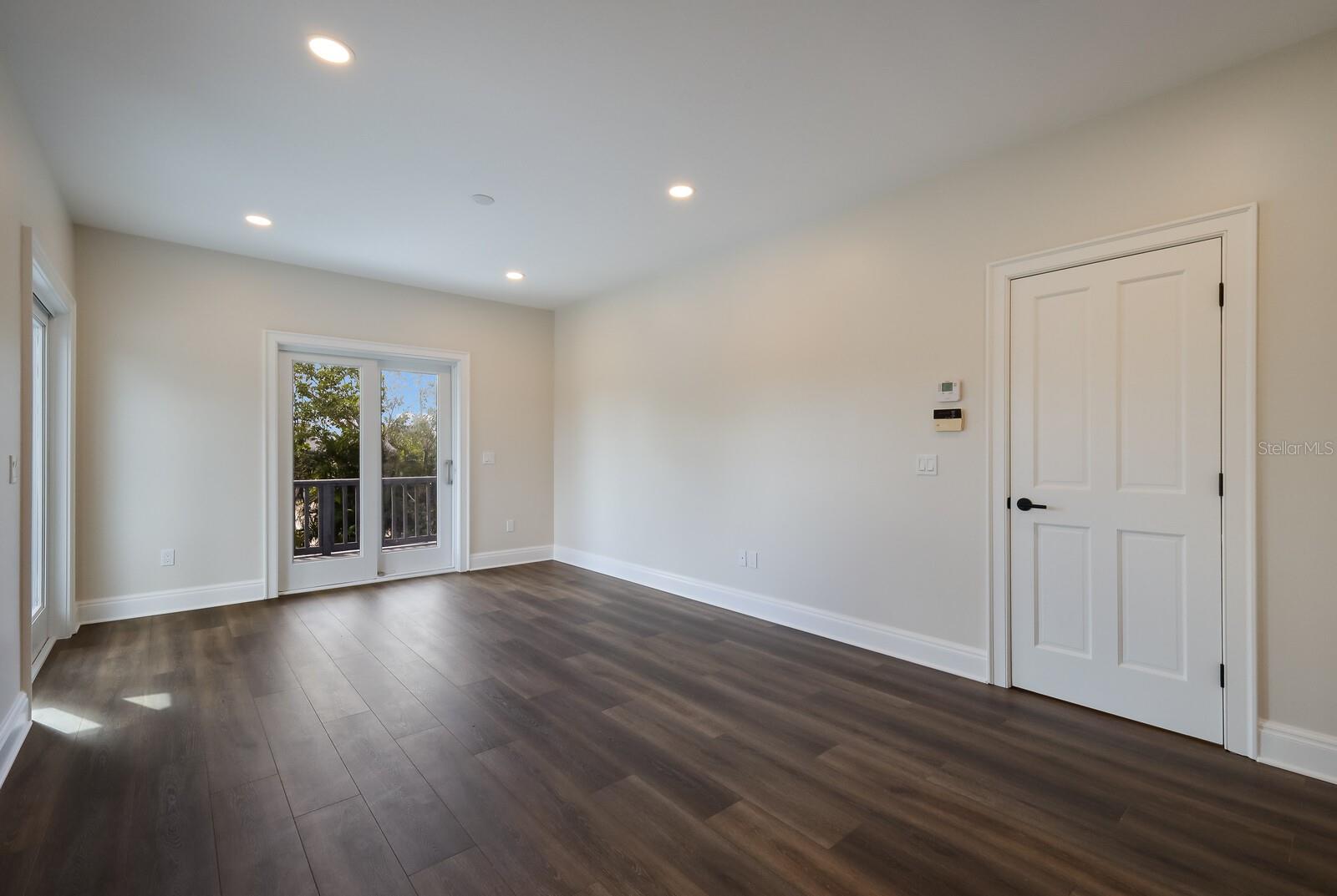 501 RECLINATA DR, LONGBOAT KEY, FL, 34228