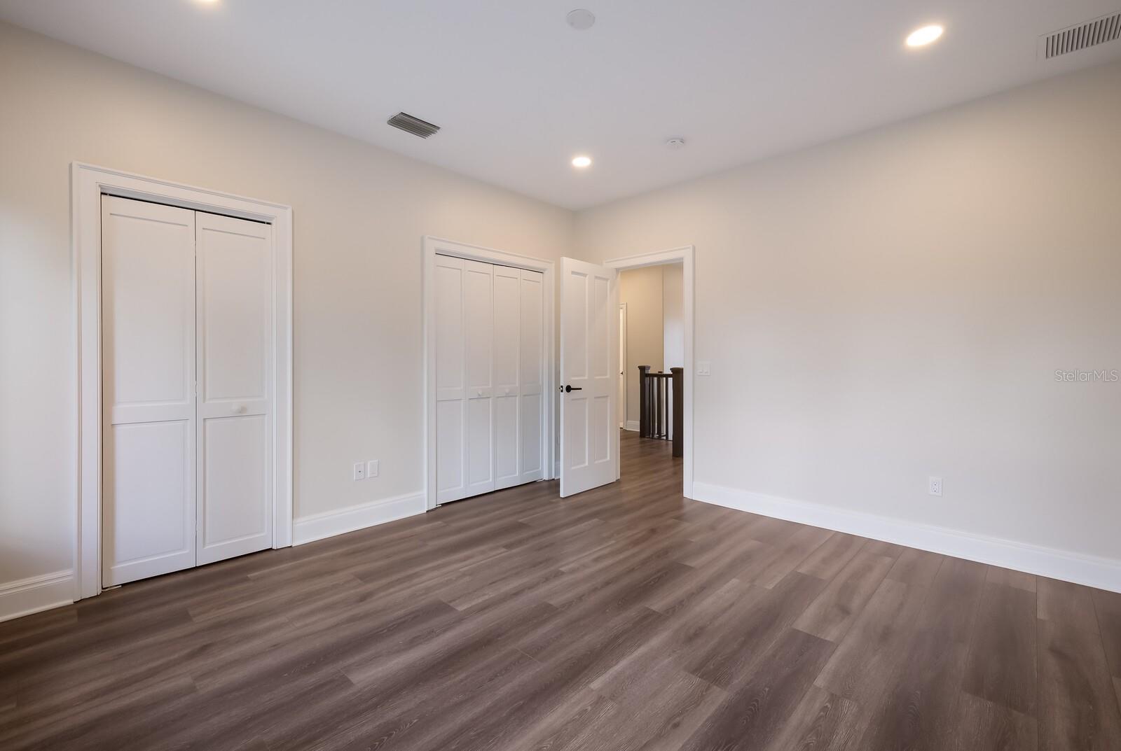 501 RECLINATA DR, LONGBOAT KEY, FL, 34228