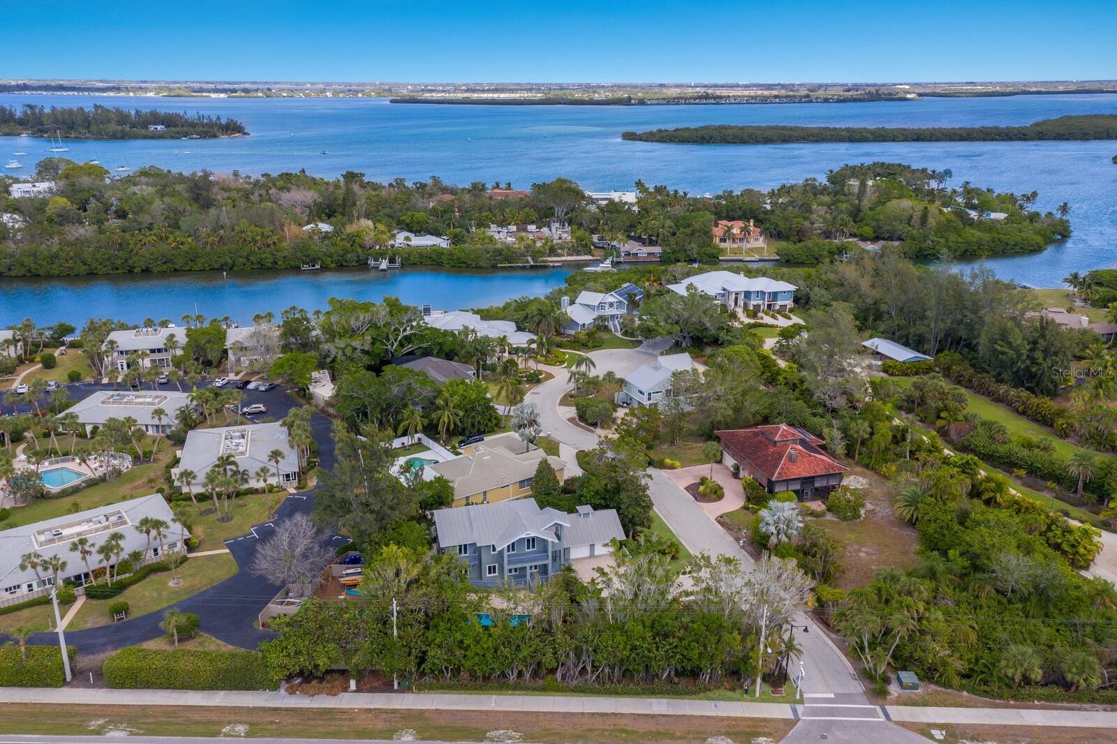 501 RECLINATA DR, LONGBOAT KEY, FL, 34228