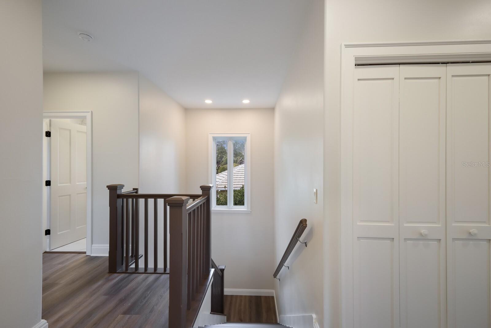 501 RECLINATA DR, LONGBOAT KEY, FL, 34228