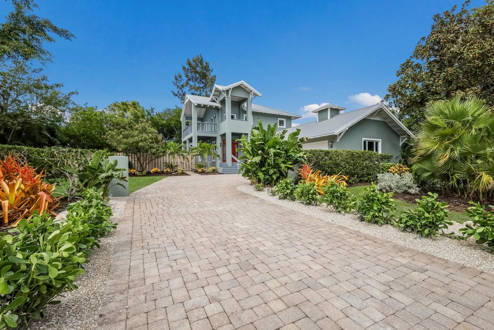 501 RECLINATA DR, LONGBOAT KEY, FL, 34228