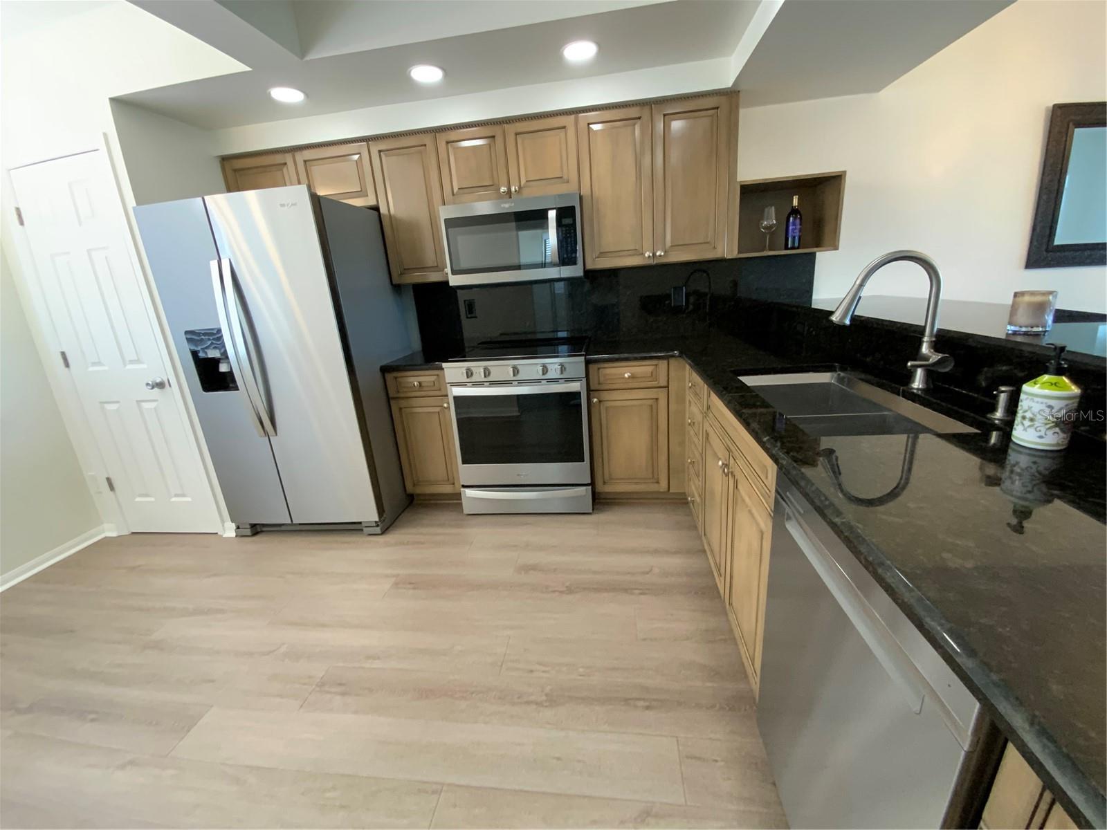 6315 SHORELINE DR #3204, SEMINOLE, FL, 33708