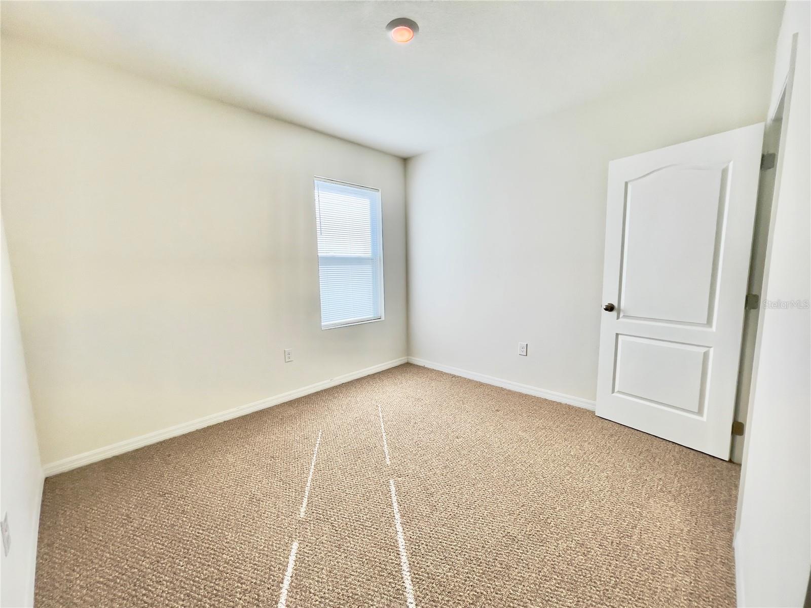 2621 ROWAN ST, TAVARES, FL, 32778