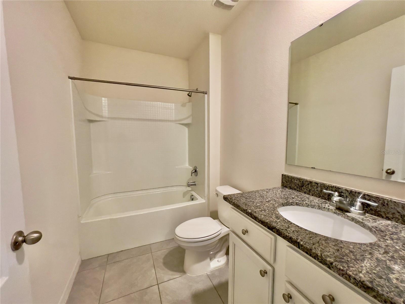 2621 ROWAN ST, TAVARES, FL, 32778
