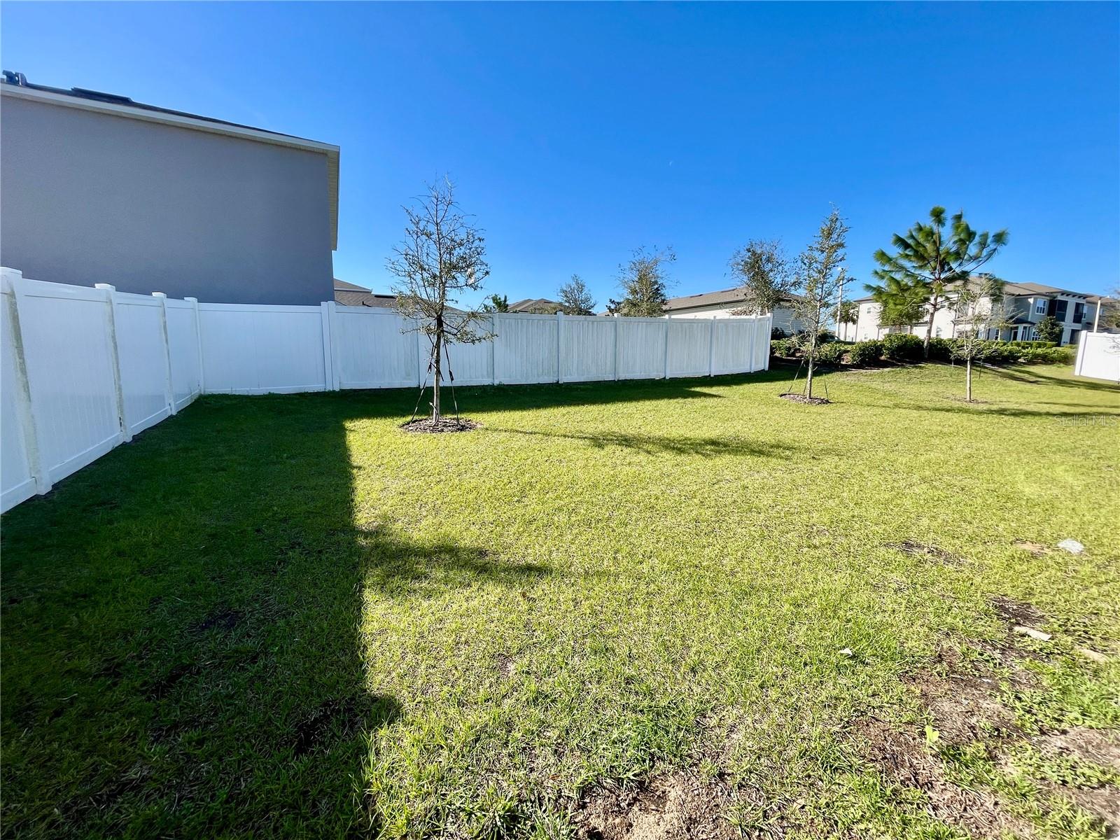 2621 ROWAN ST, TAVARES, FL, 32778