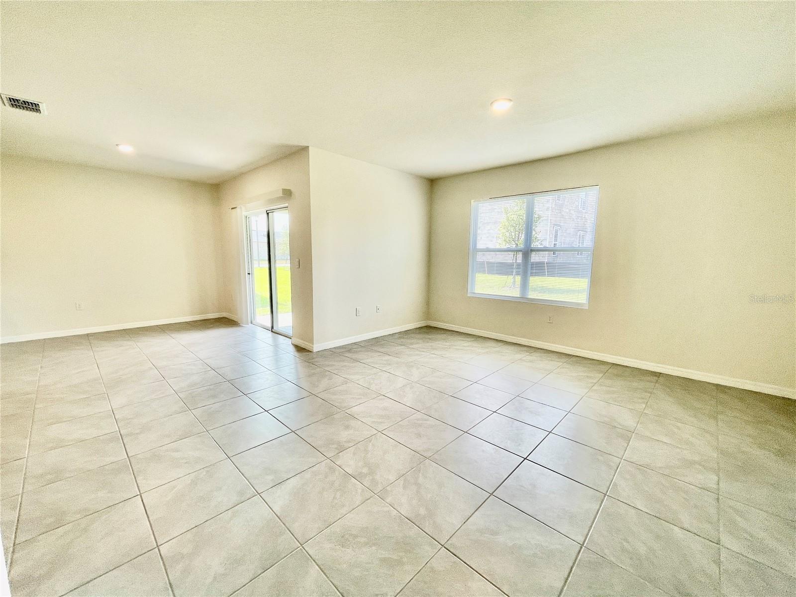 2621 ROWAN ST, TAVARES, FL, 32778