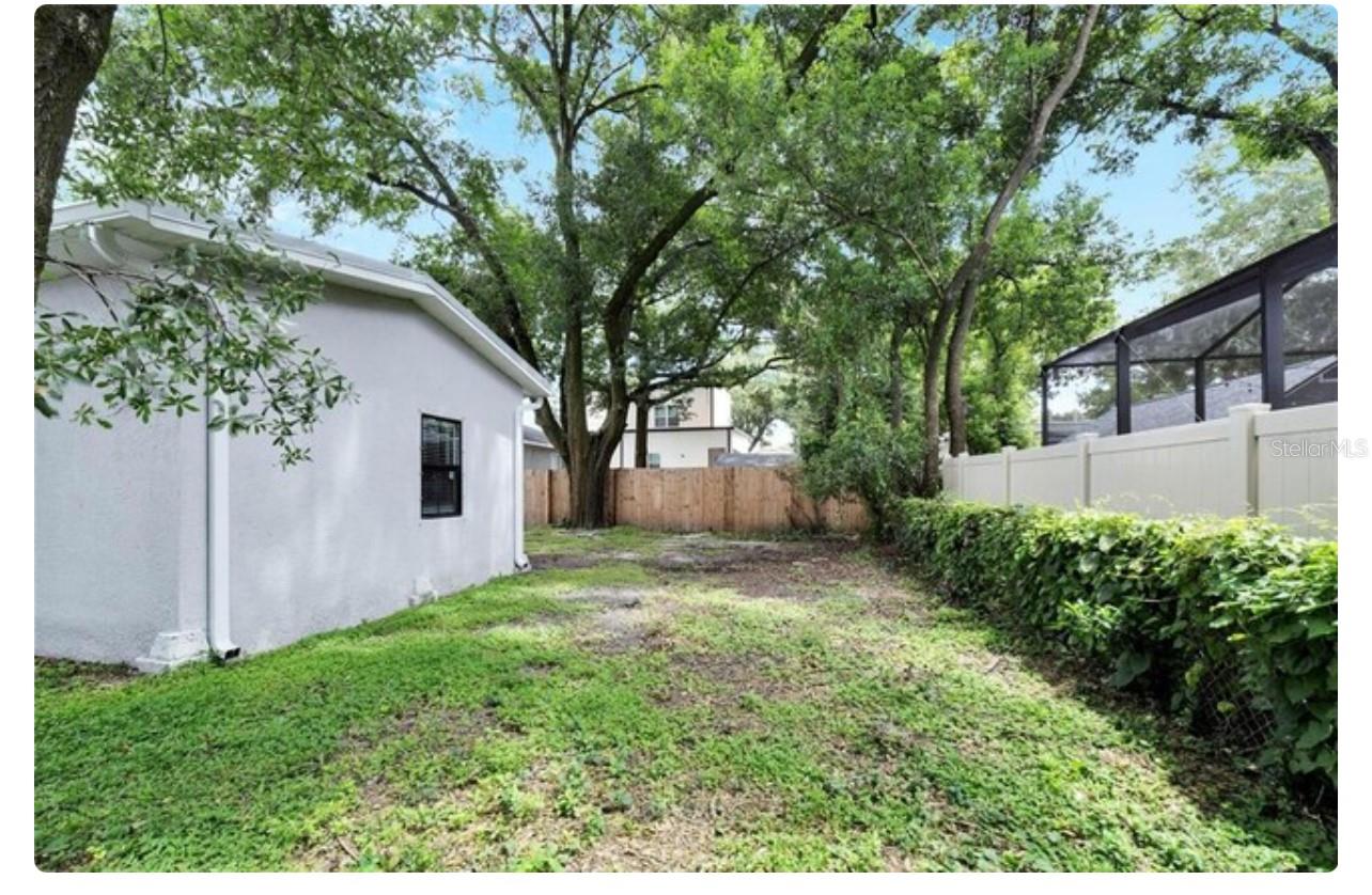 116 W SLIGH AVE, TAMPA, FL, 33604