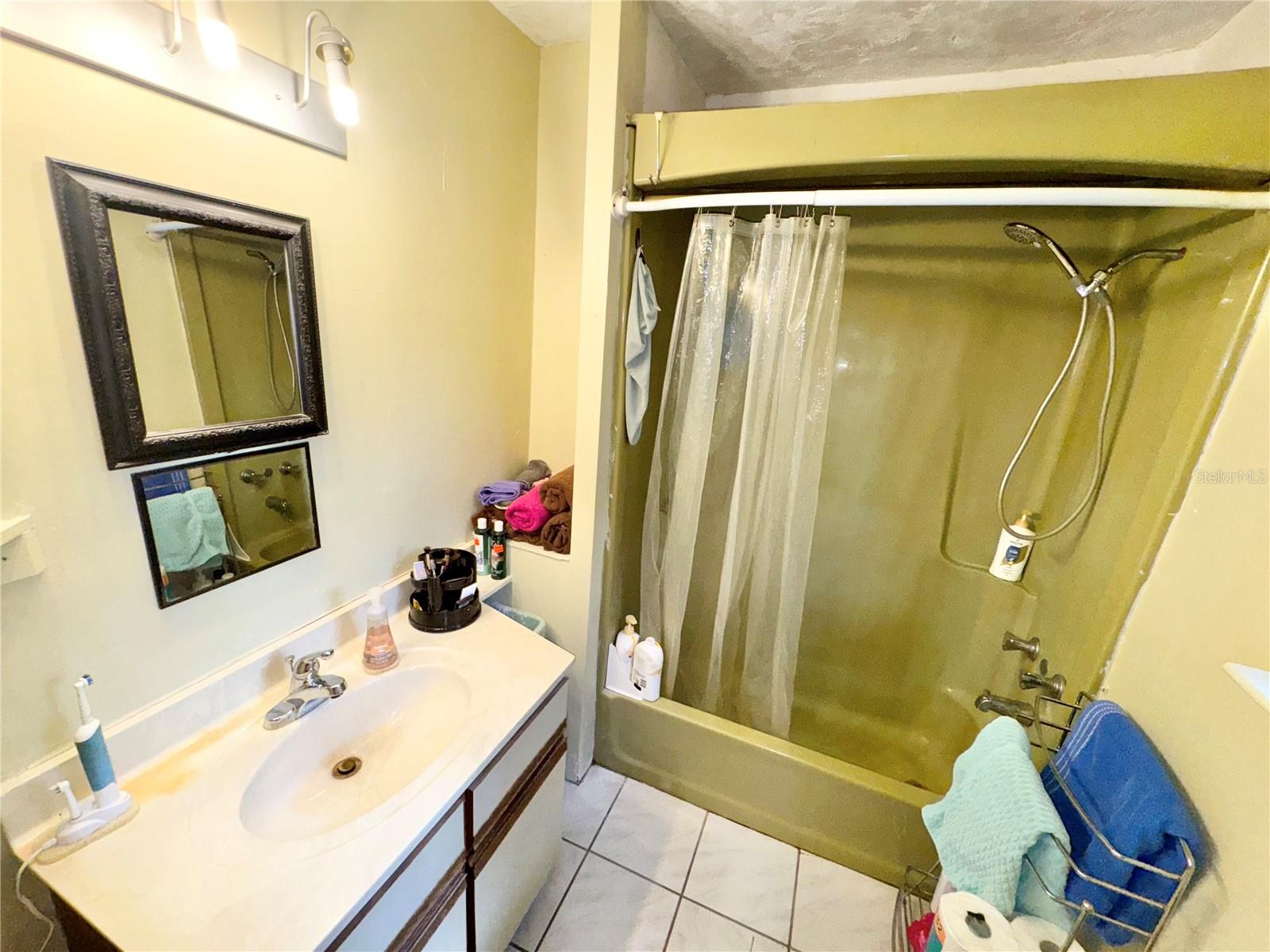 1201 CR 20A, HAWTHORNE, FL, 32640