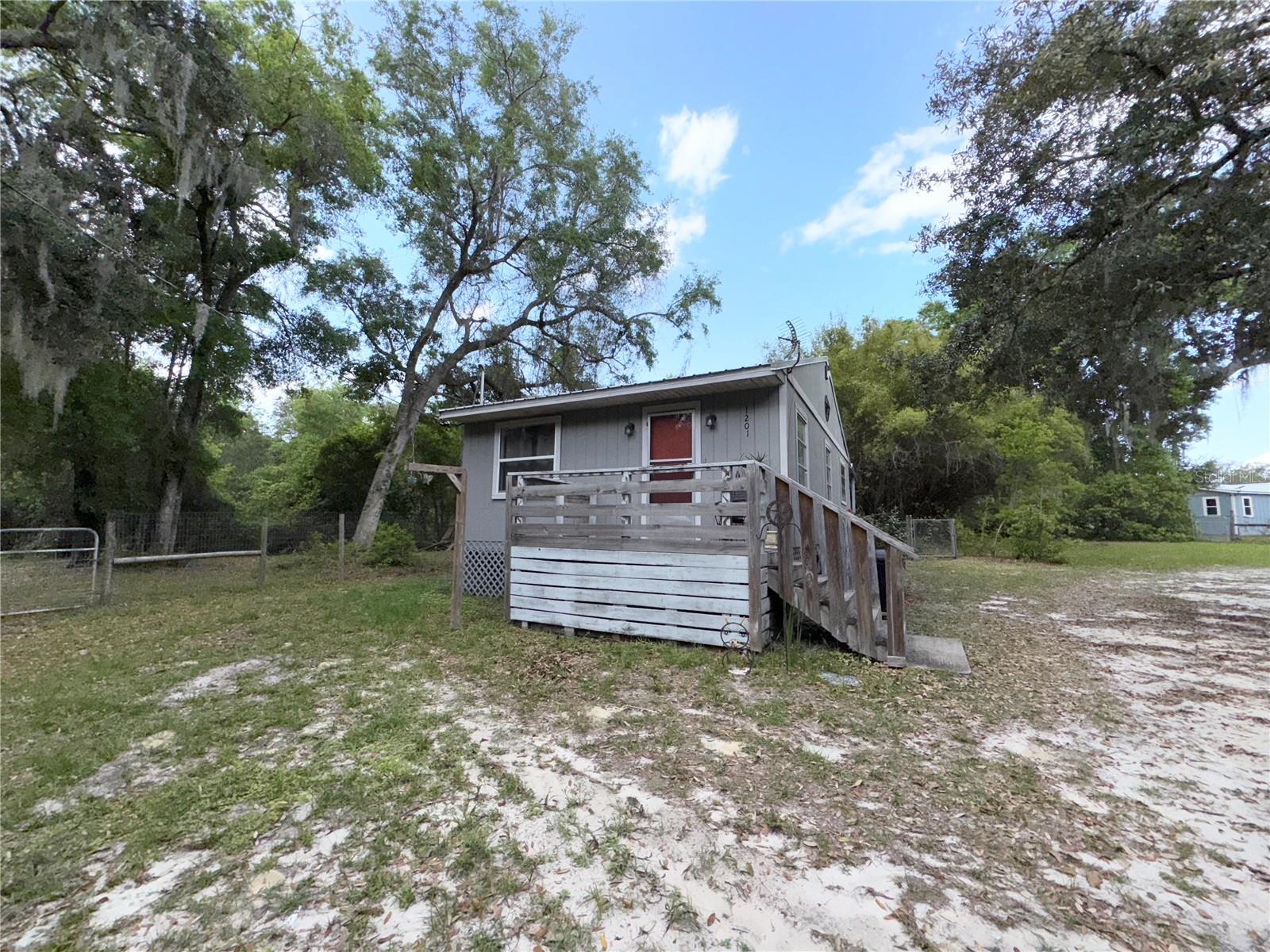 1201 CR 20A, HAWTHORNE, FL, 32640