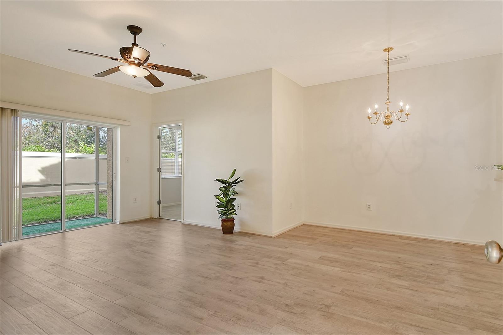 3823 PARKRIDGE CIR #1-101, SARASOTA, FL, 34243