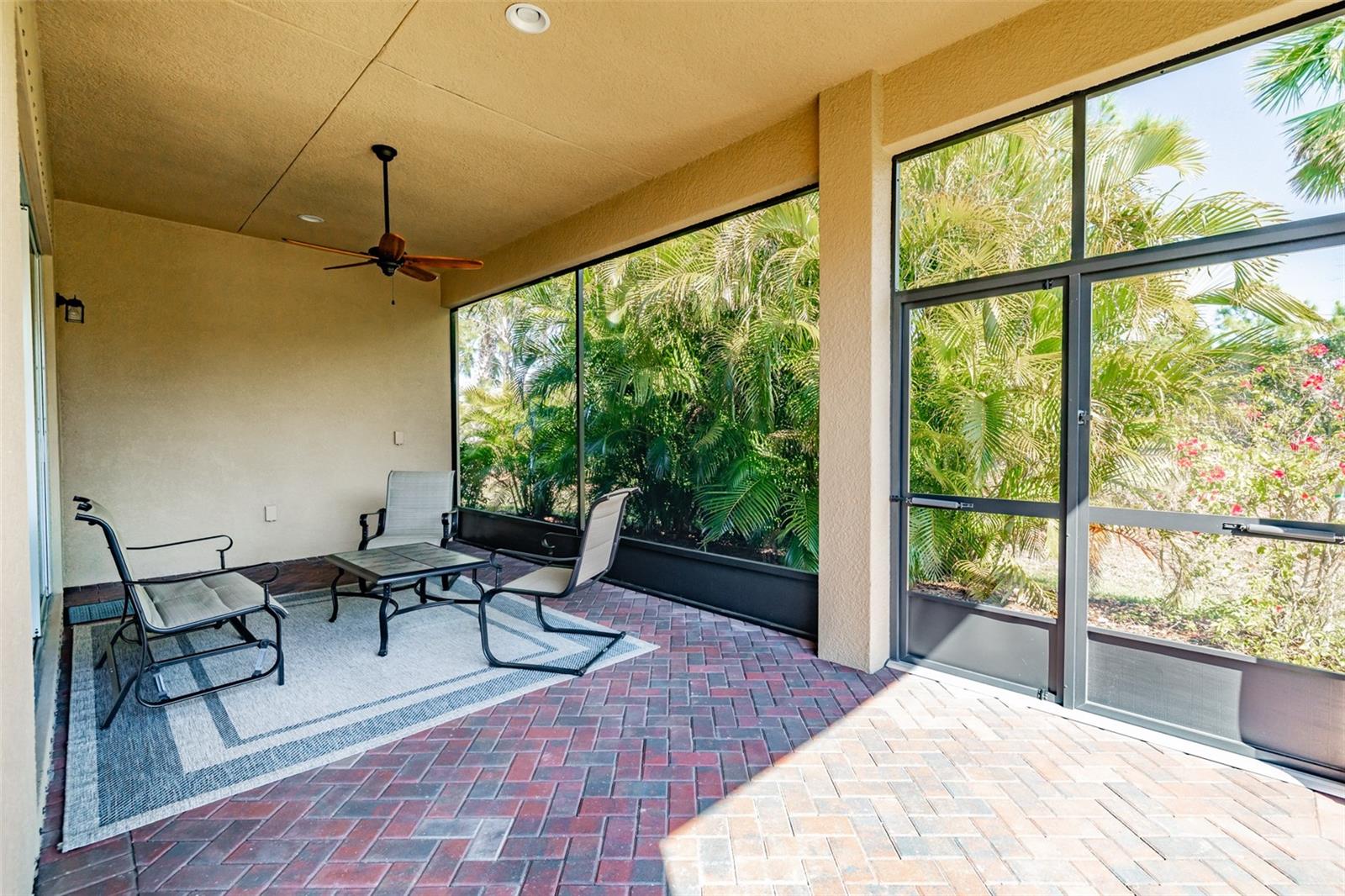 4822 GRAND BANKS DR, WIMAUMA, FL, 33598