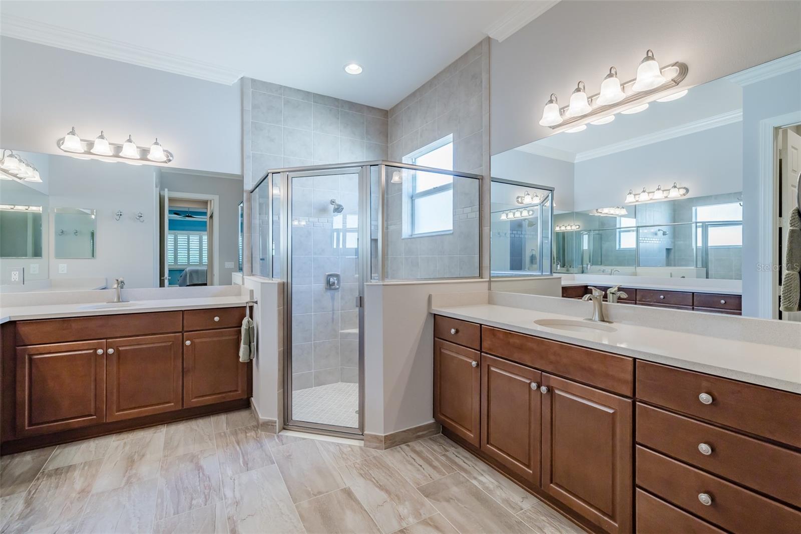 4822 GRAND BANKS DR, WIMAUMA, FL, 33598