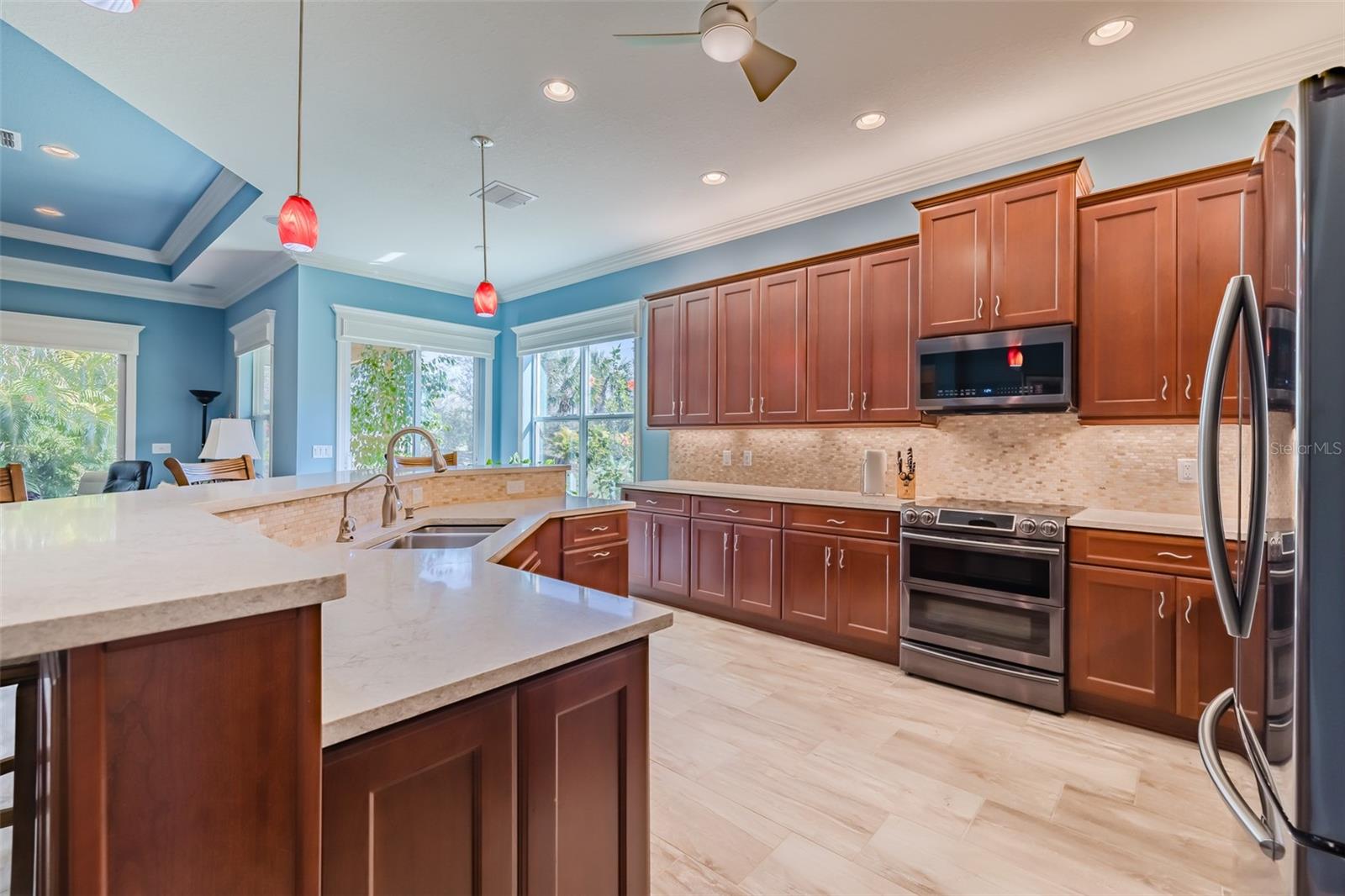 4822 GRAND BANKS DR, WIMAUMA, FL, 33598