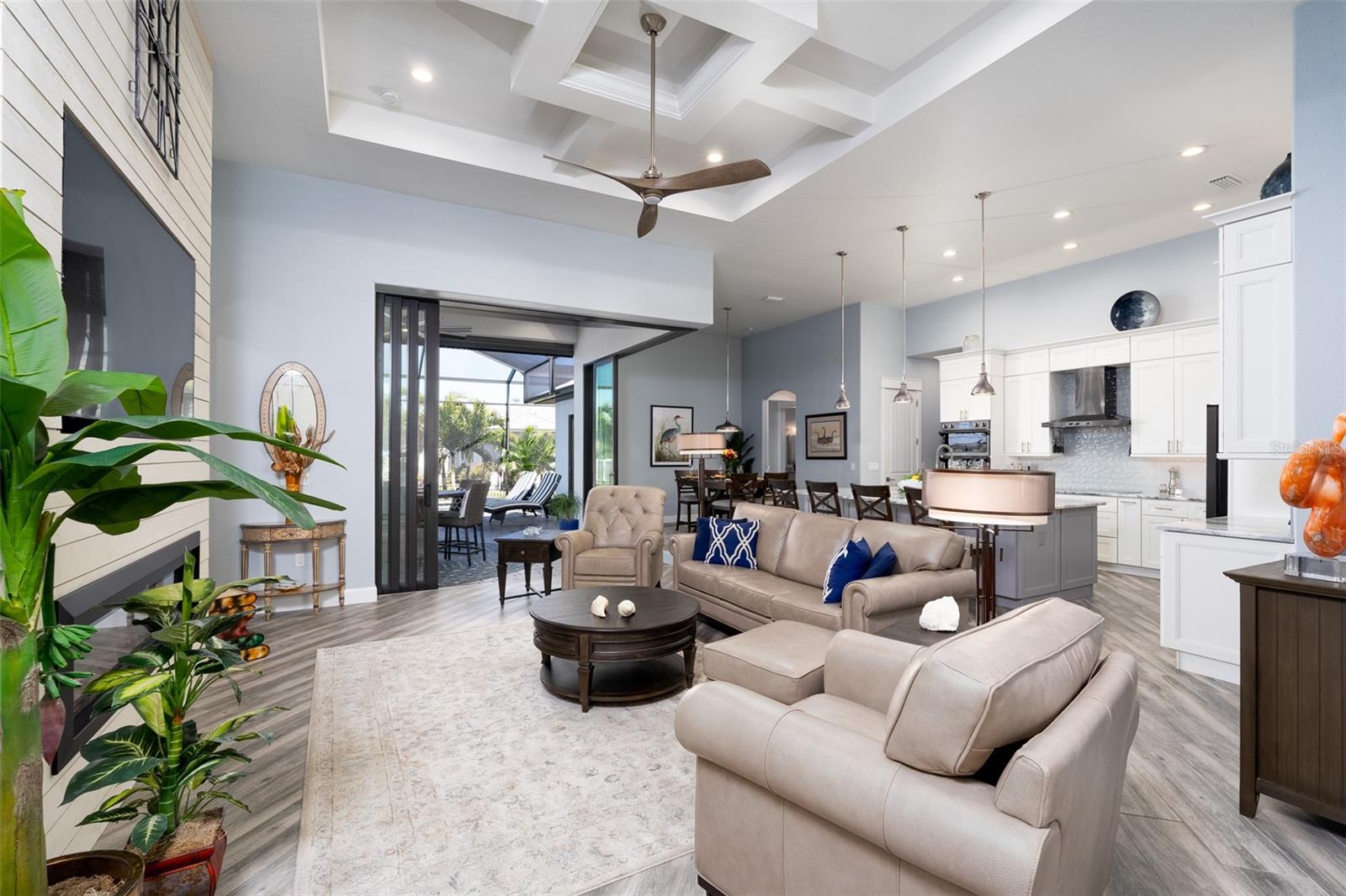 15691 MEACHAM CIR, PORT CHARLOTTE, FL, 33981