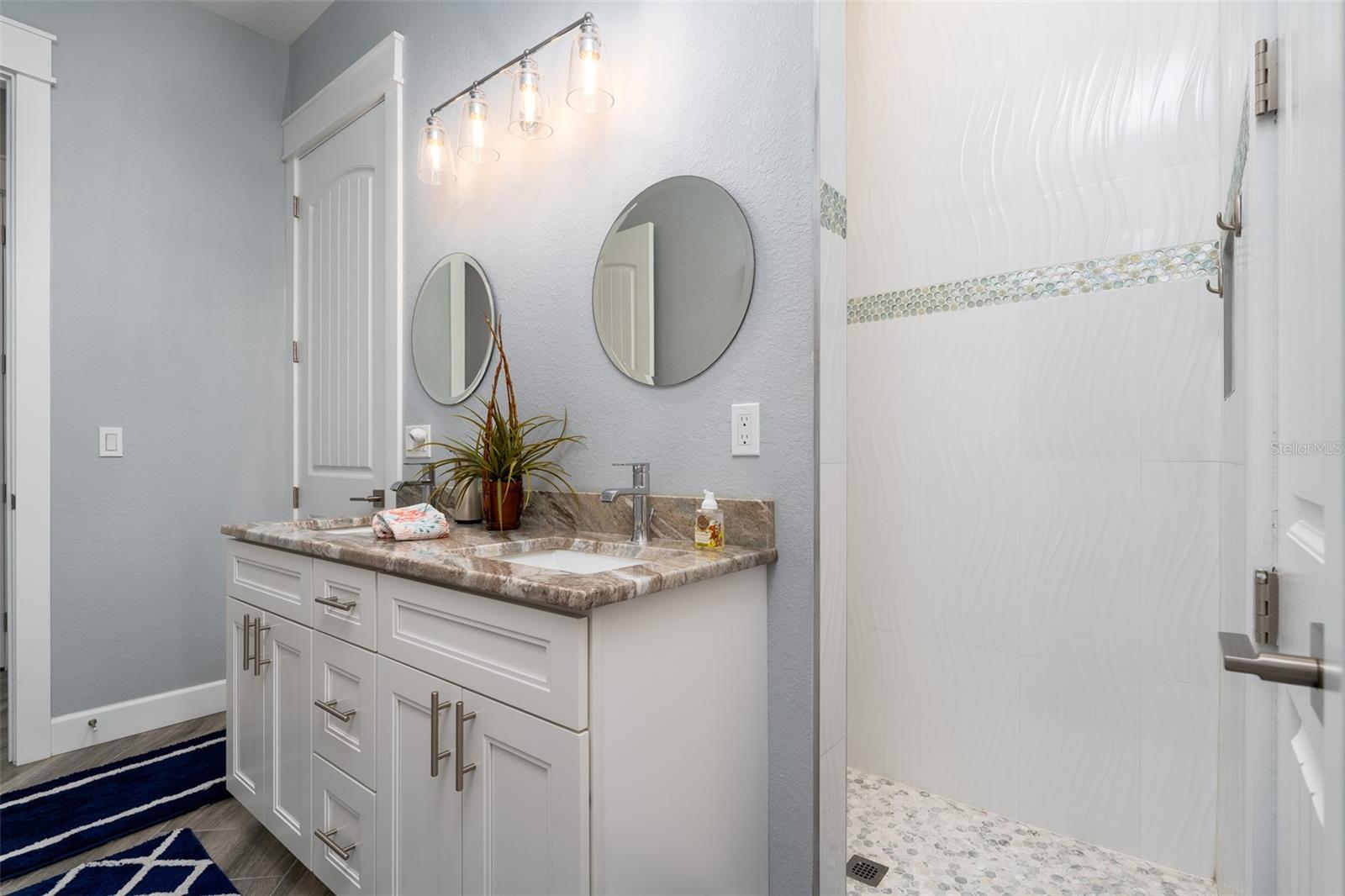 15691 MEACHAM CIR, PORT CHARLOTTE, FL, 33981