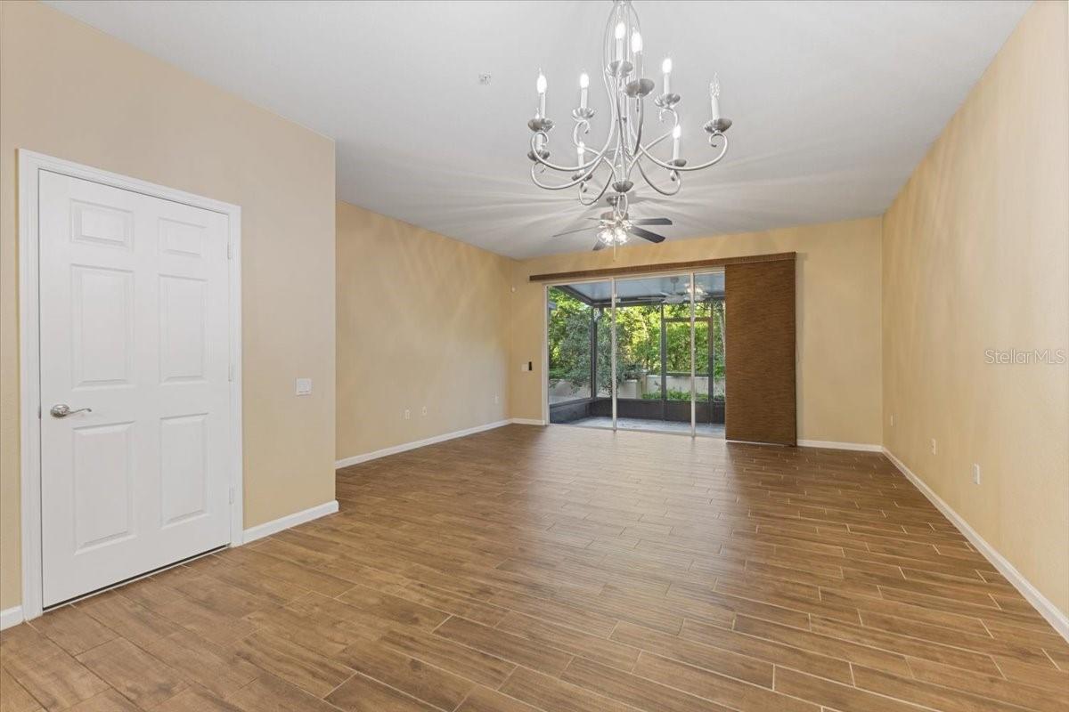 6912 HOCHAD DR, ORLANDO, FL, 32819