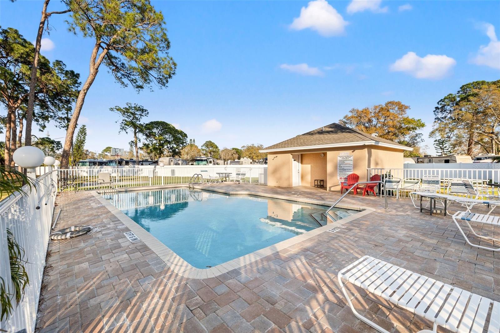 6980 ULMERTON RD #8C, LARGO, FL, 33771