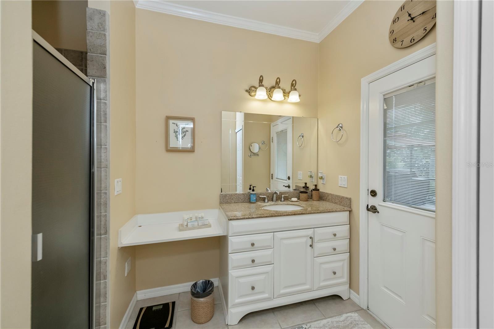 A4639997 Property Photo