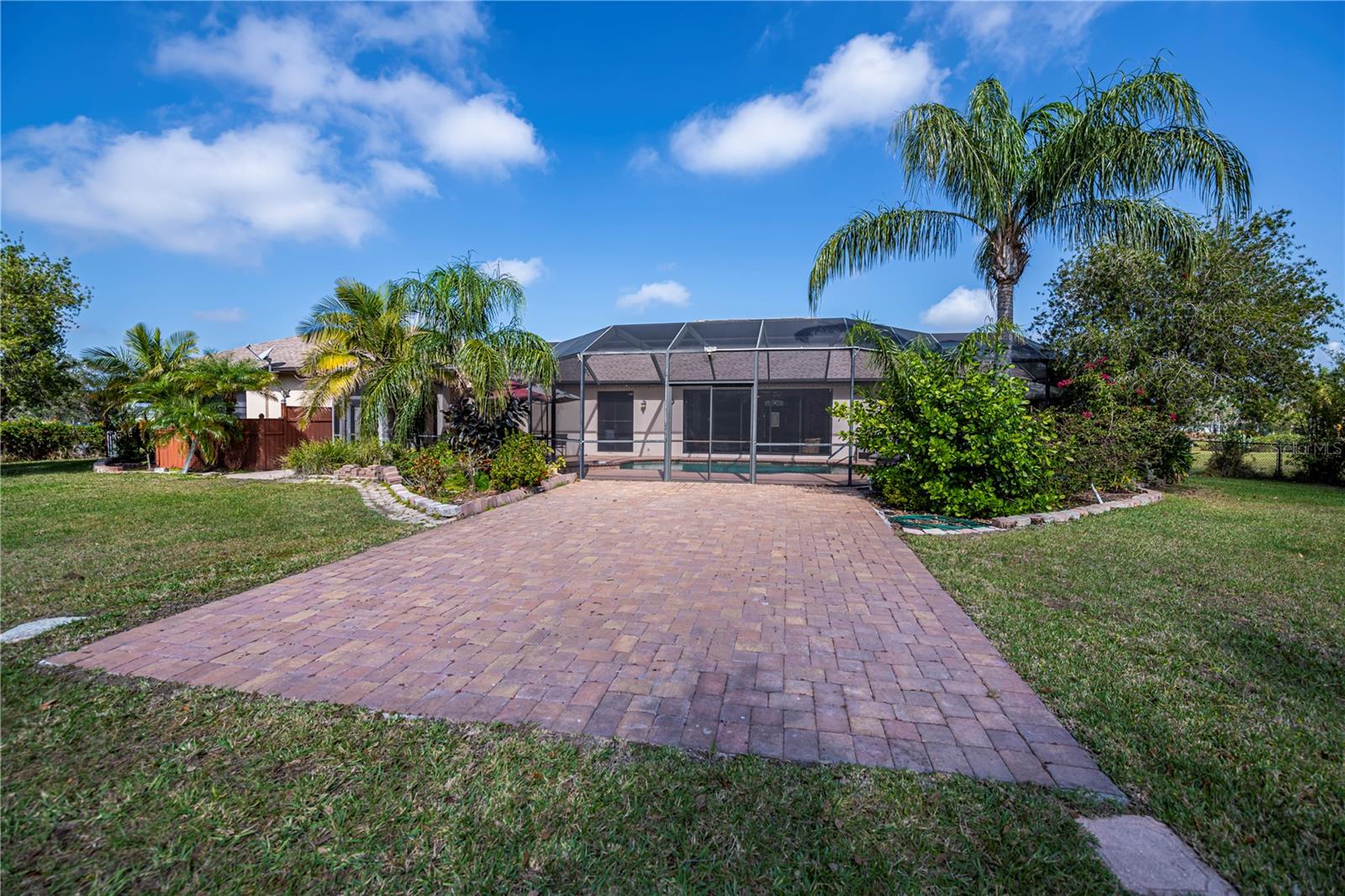 A4639997 Property Photo