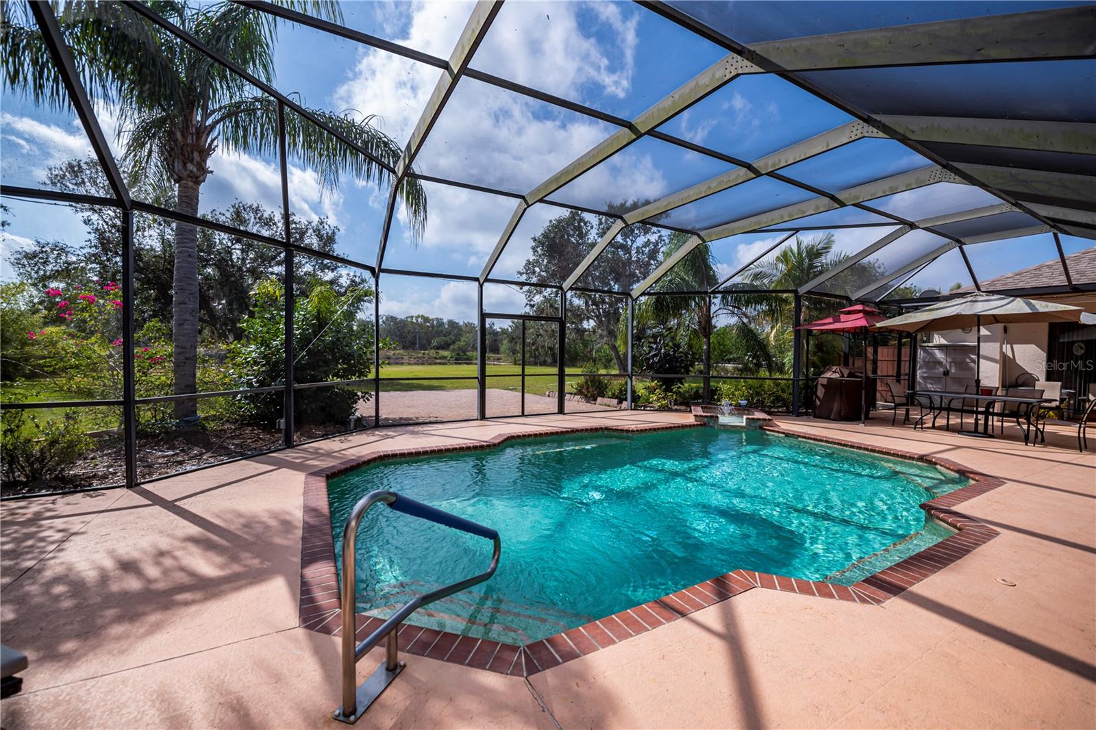 A4639997 Property Photo