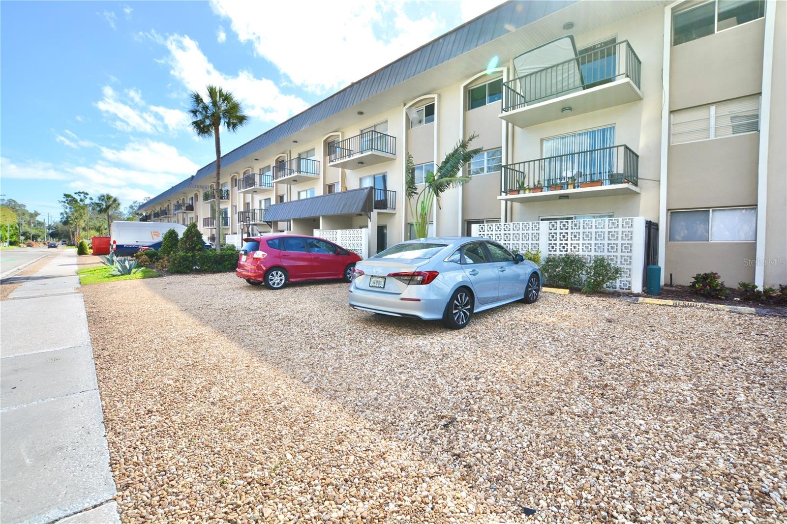 4610 W GRAY ST #208, TAMPA, FL, 33609