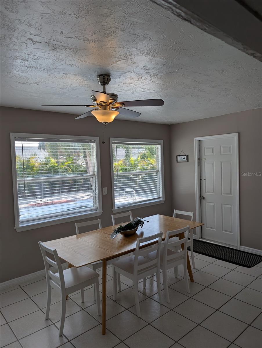 5876 COUNTRYWOOD DR, SARASOTA, FL, 34232