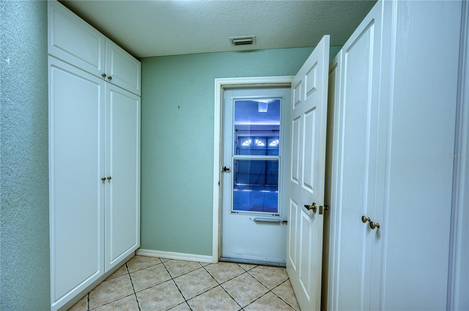 18576 ALPHONSE CIR, PORT CHARLOTTE, FL, 33948