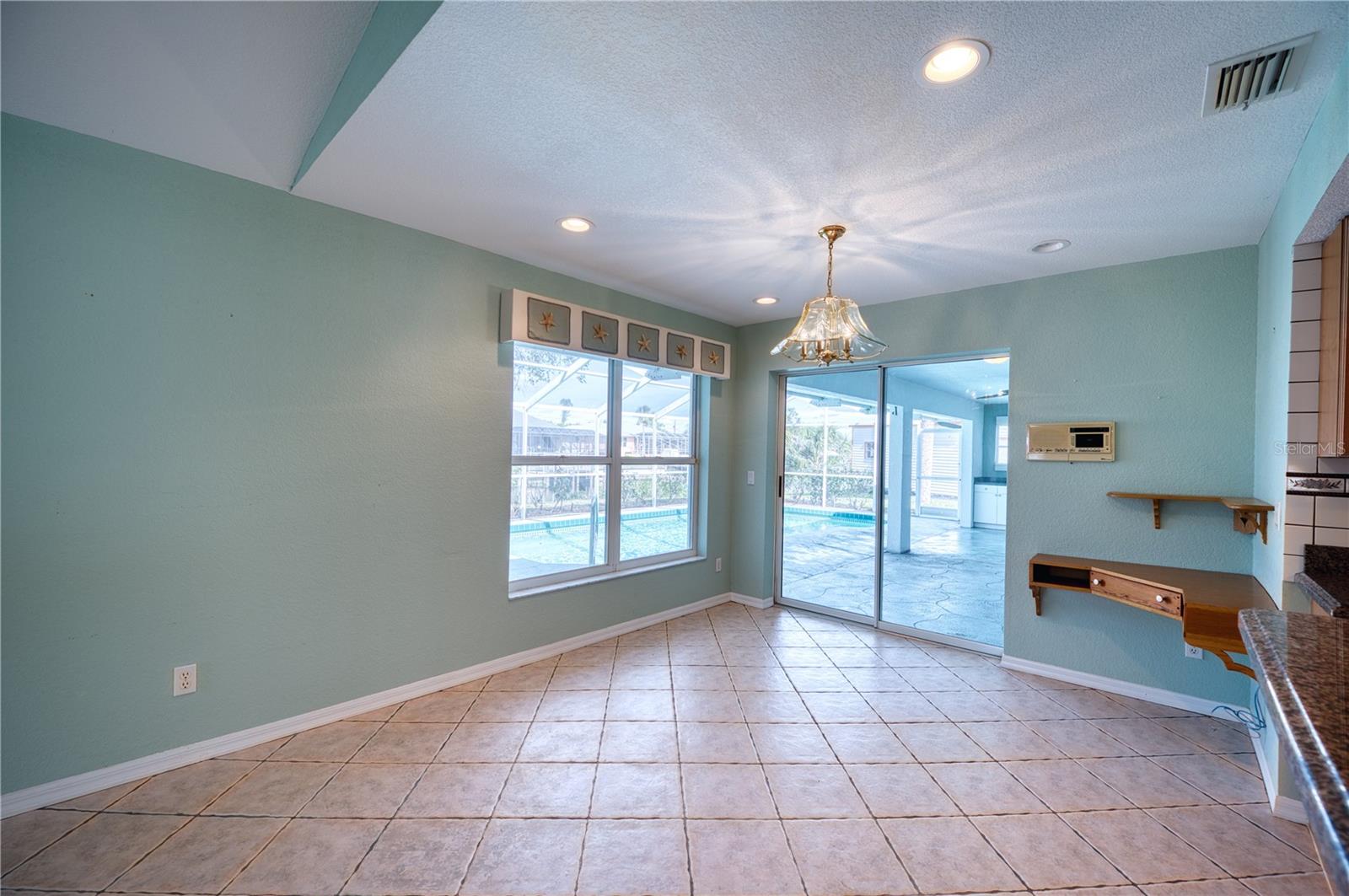 18576 ALPHONSE CIR, PORT CHARLOTTE, FL, 33948