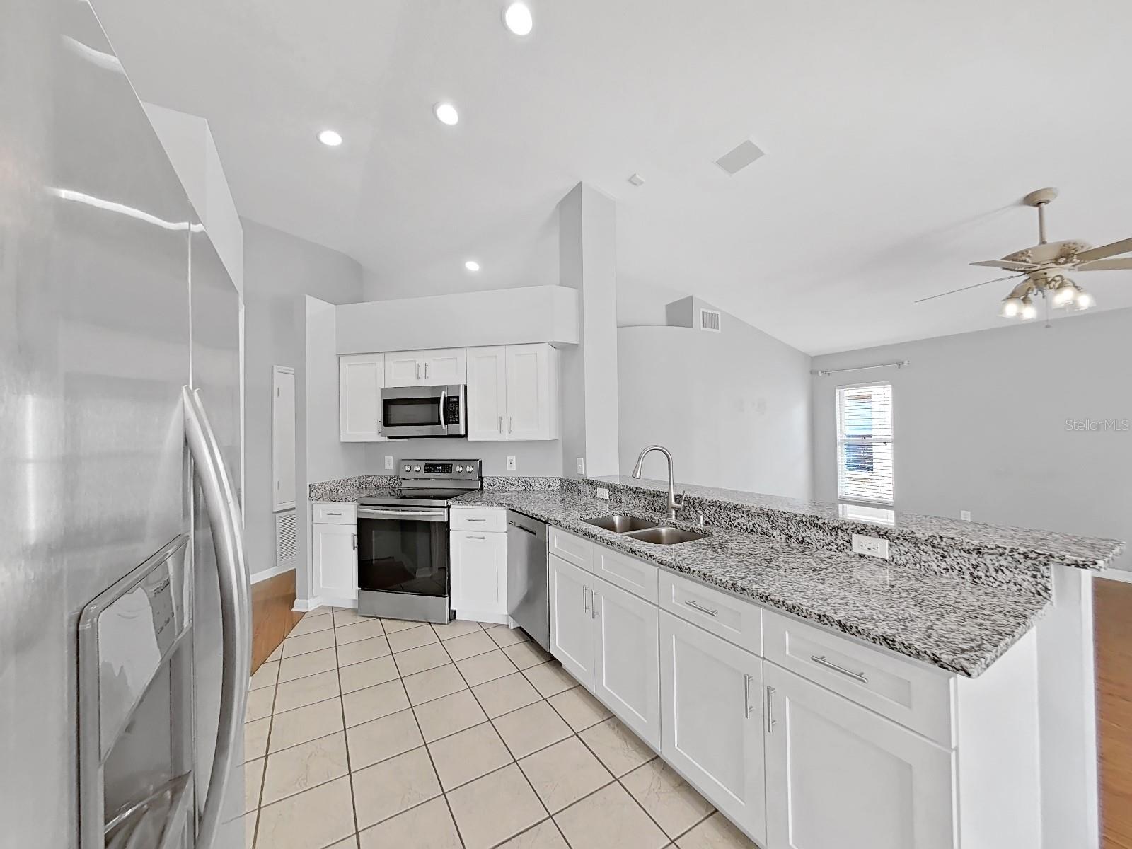 2020 CATTLEMAN DR, BRANDON, FL, 33511