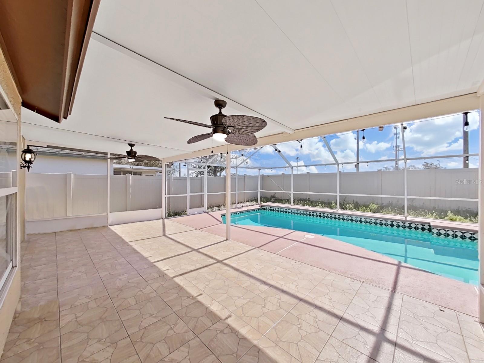 2020 CATTLEMAN DR, BRANDON, FL, 33511
