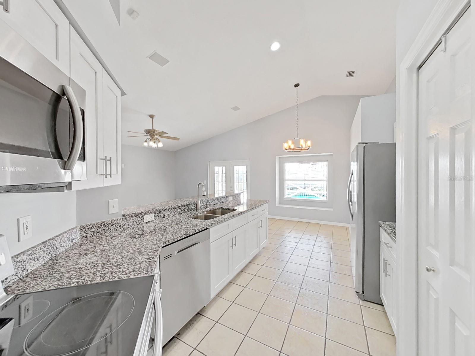 2020 CATTLEMAN DR, BRANDON, FL, 33511