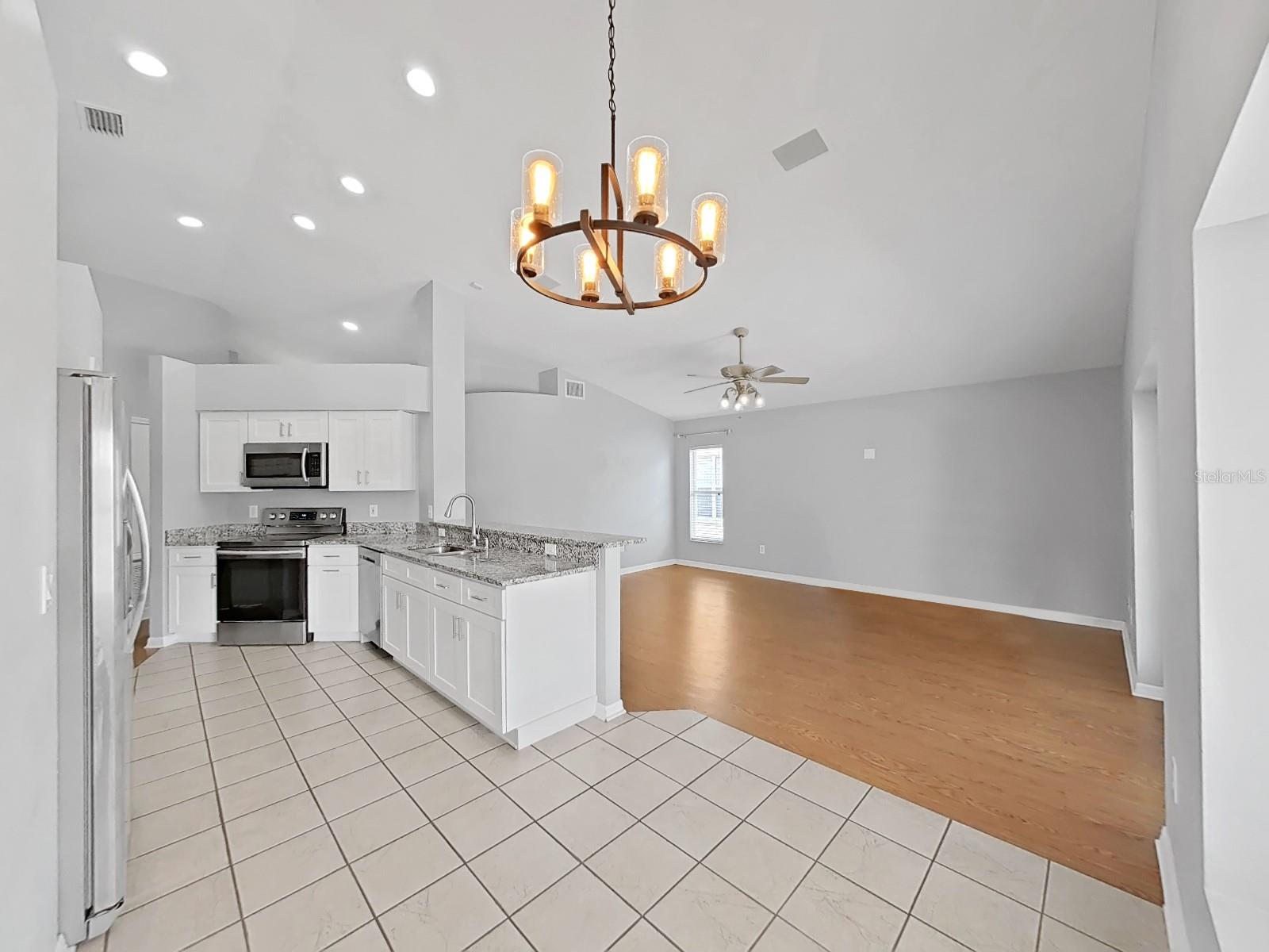 2020 CATTLEMAN DR, BRANDON, FL, 33511