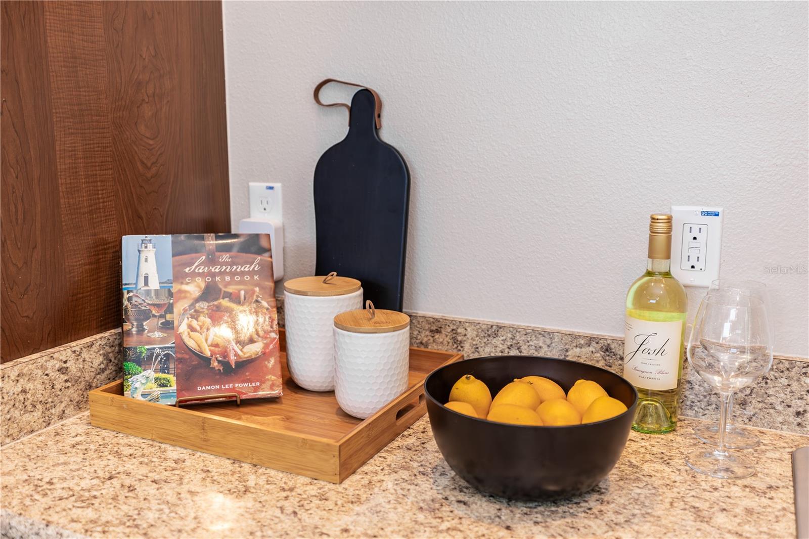 435 JESSAMINE AVE, NEW SMYRNA BEACH, FL, 32169