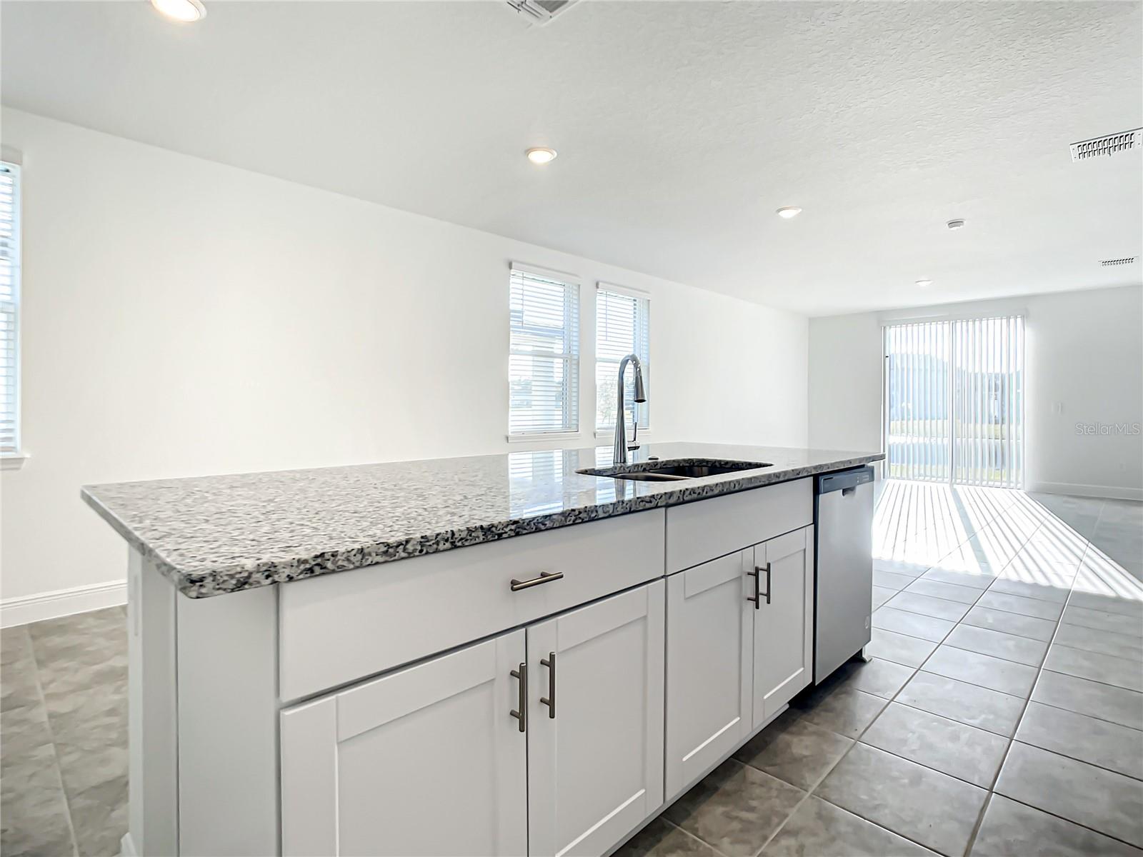 161 LOST BALL DR, DAYTONA BEACH, FL, 32124
