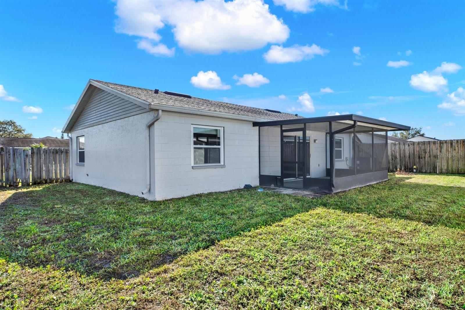 912 LOCHMONT DR, BRANDON, FL, 33511
