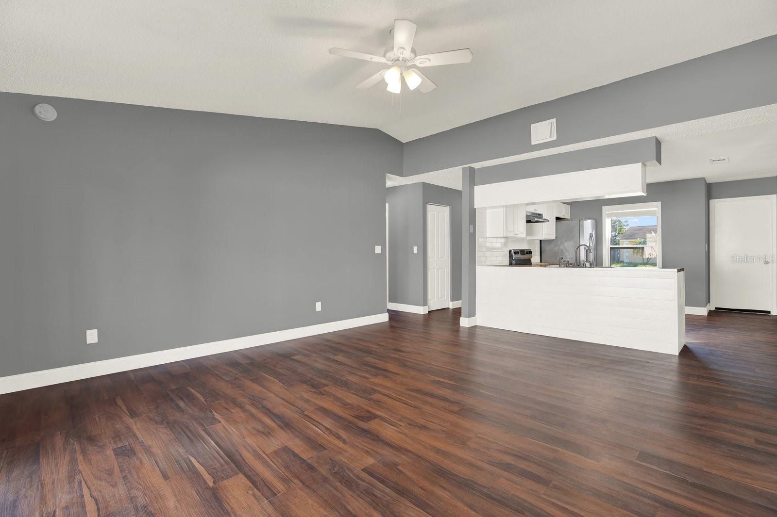 912 LOCHMONT DR, BRANDON, FL, 33511