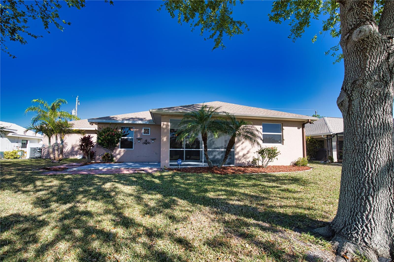 1675 BLUE LAKE CIR, PUNTA GORDA, FL, 33983