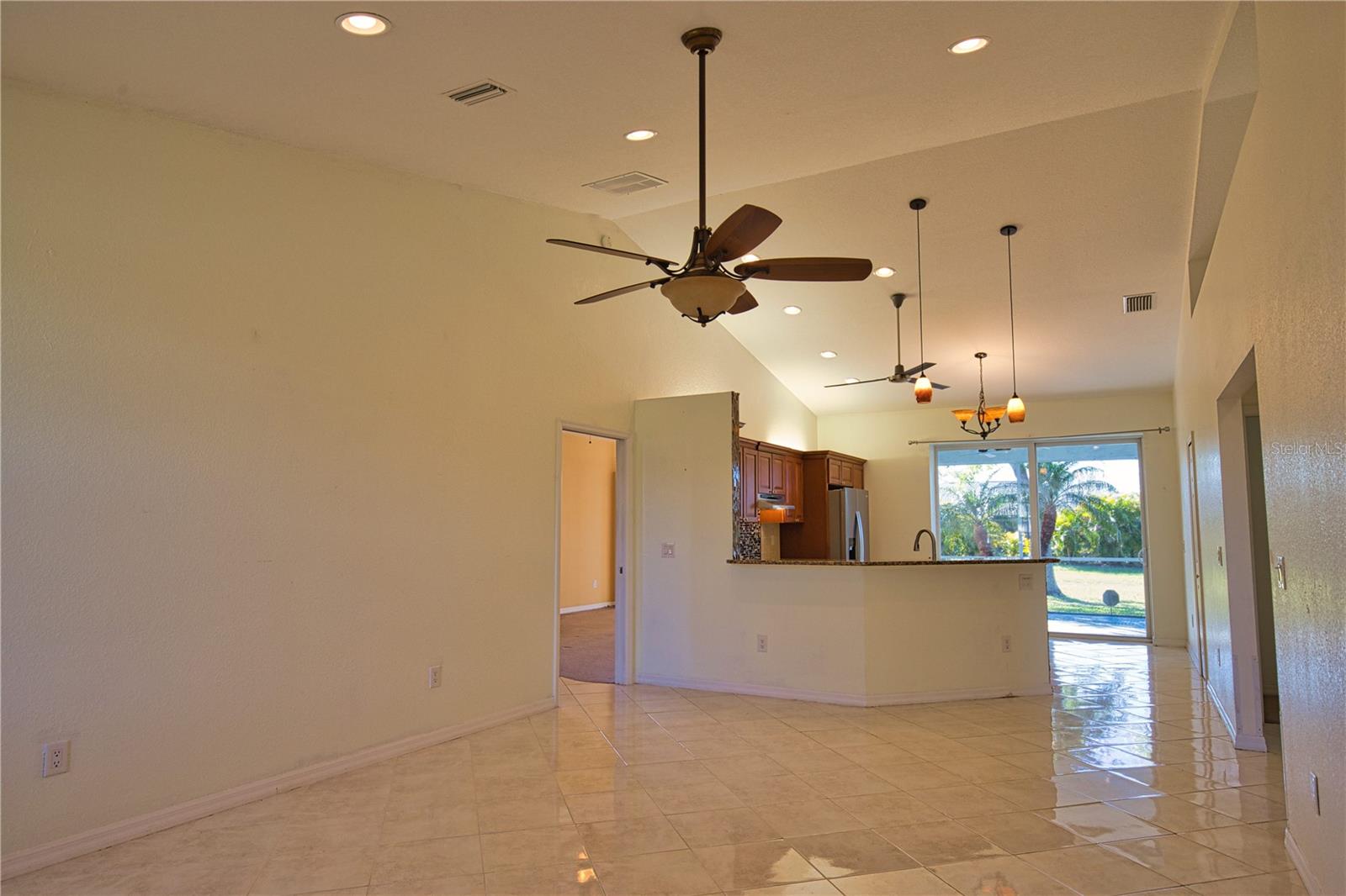1675 BLUE LAKE CIR, PUNTA GORDA, FL, 33983