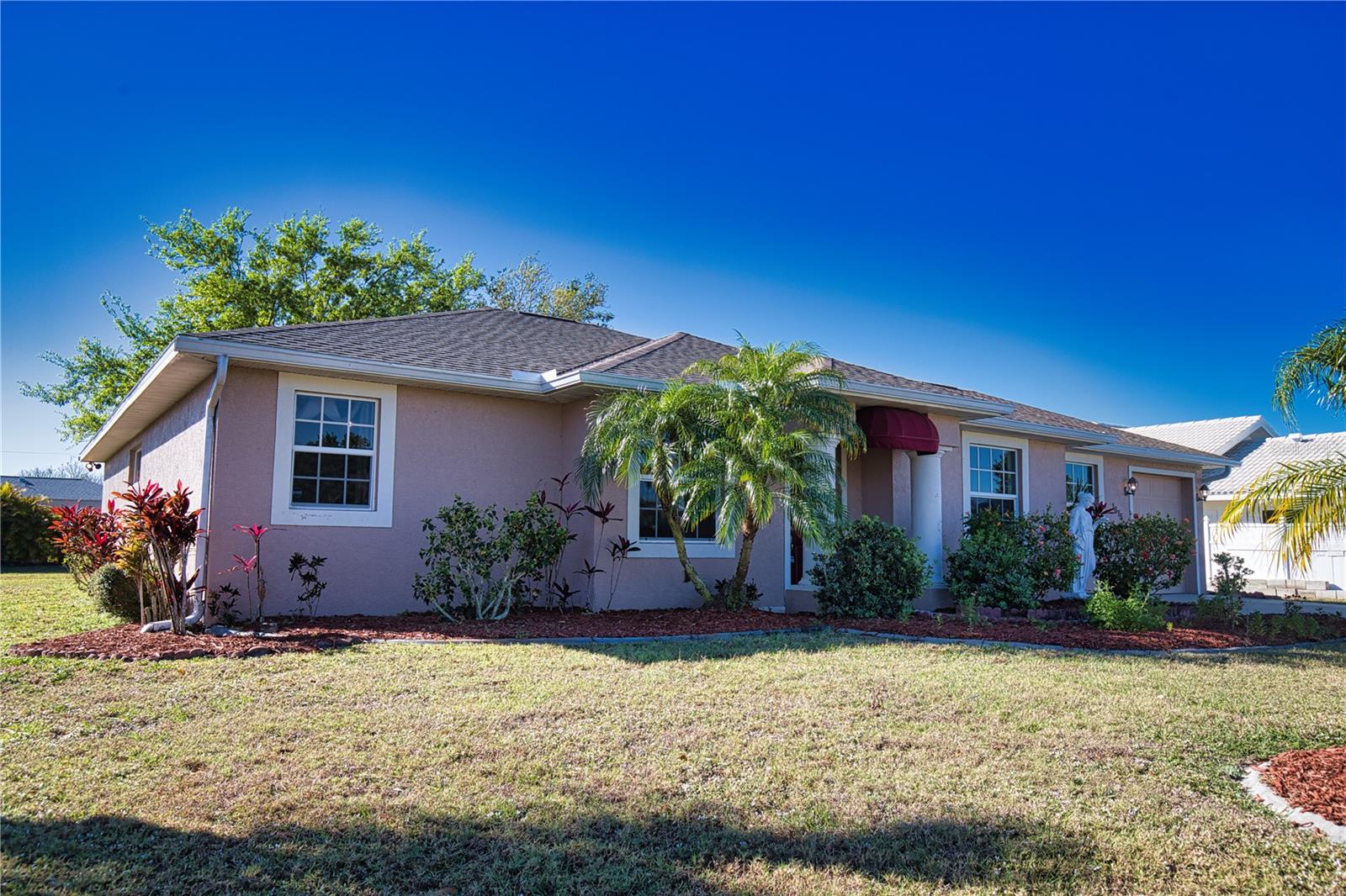 1675 BLUE LAKE CIR, PUNTA GORDA, FL, 33983
