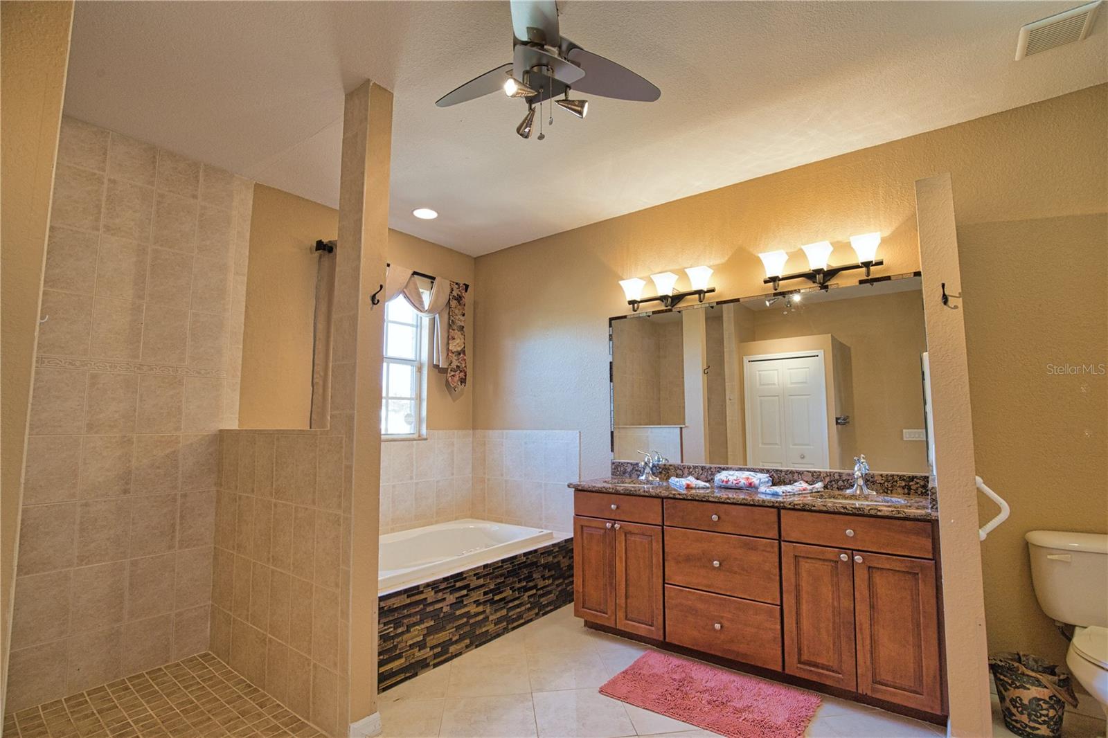 1675 BLUE LAKE CIR, PUNTA GORDA, FL, 33983