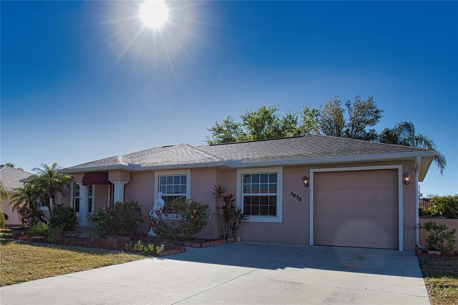 1675 BLUE LAKE CIR, PUNTA GORDA, FL, 33983