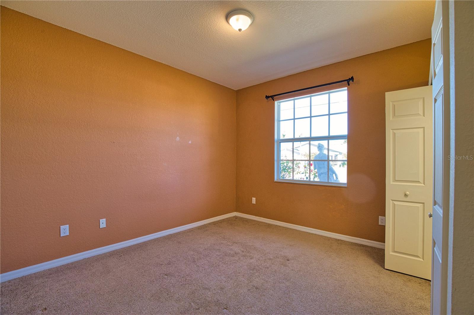 1675 BLUE LAKE CIR, PUNTA GORDA, FL, 33983