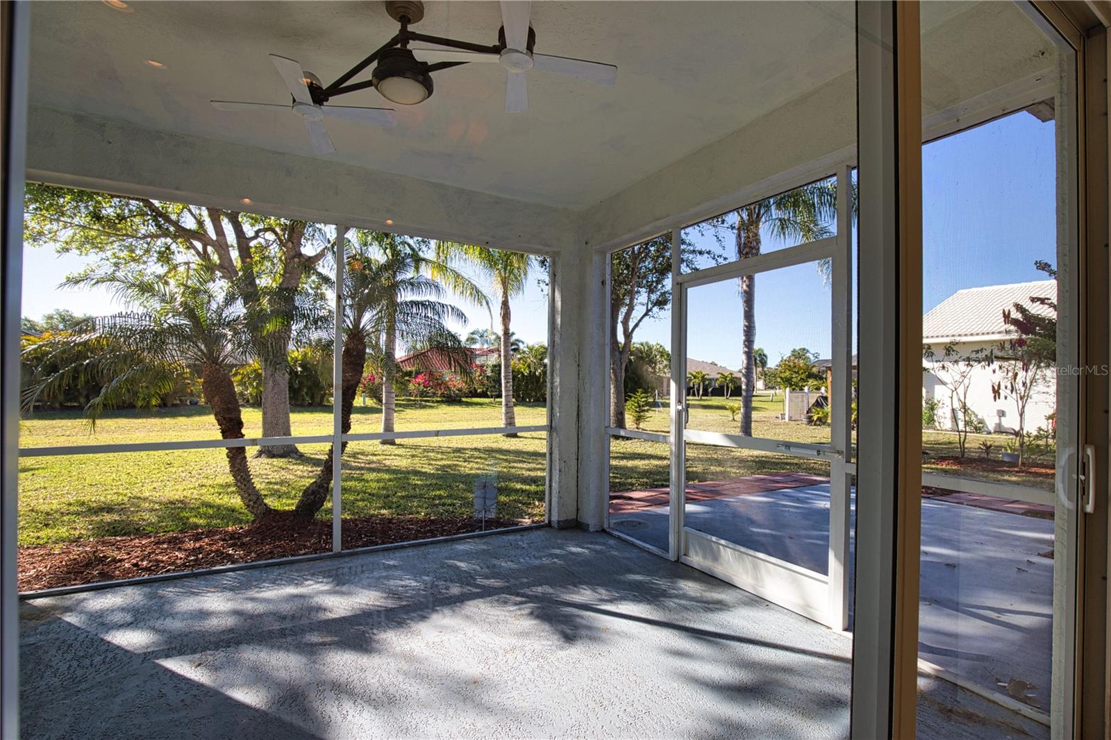1675 BLUE LAKE CIR, PUNTA GORDA, FL, 33983