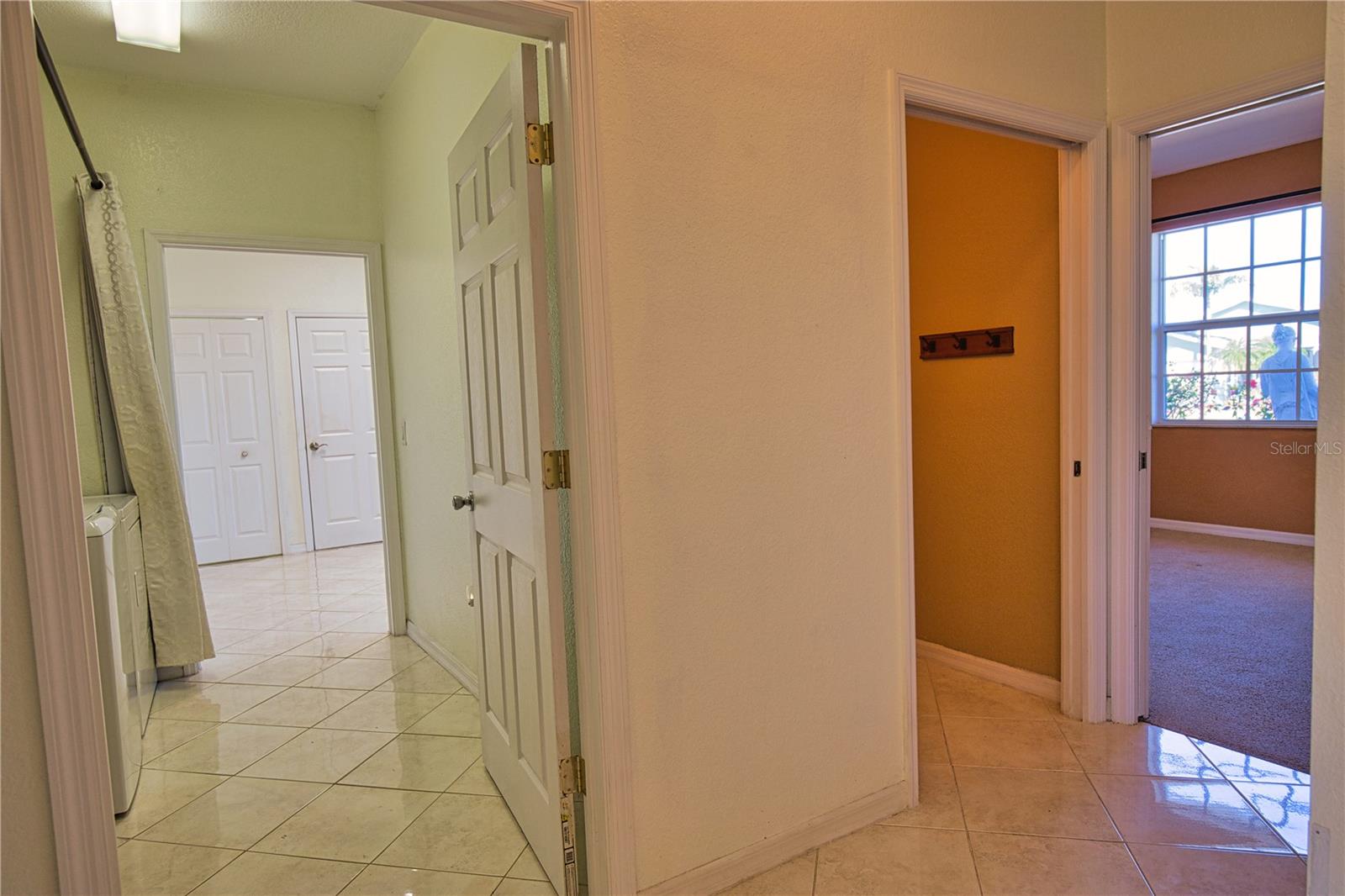 1675 BLUE LAKE CIR, PUNTA GORDA, FL, 33983