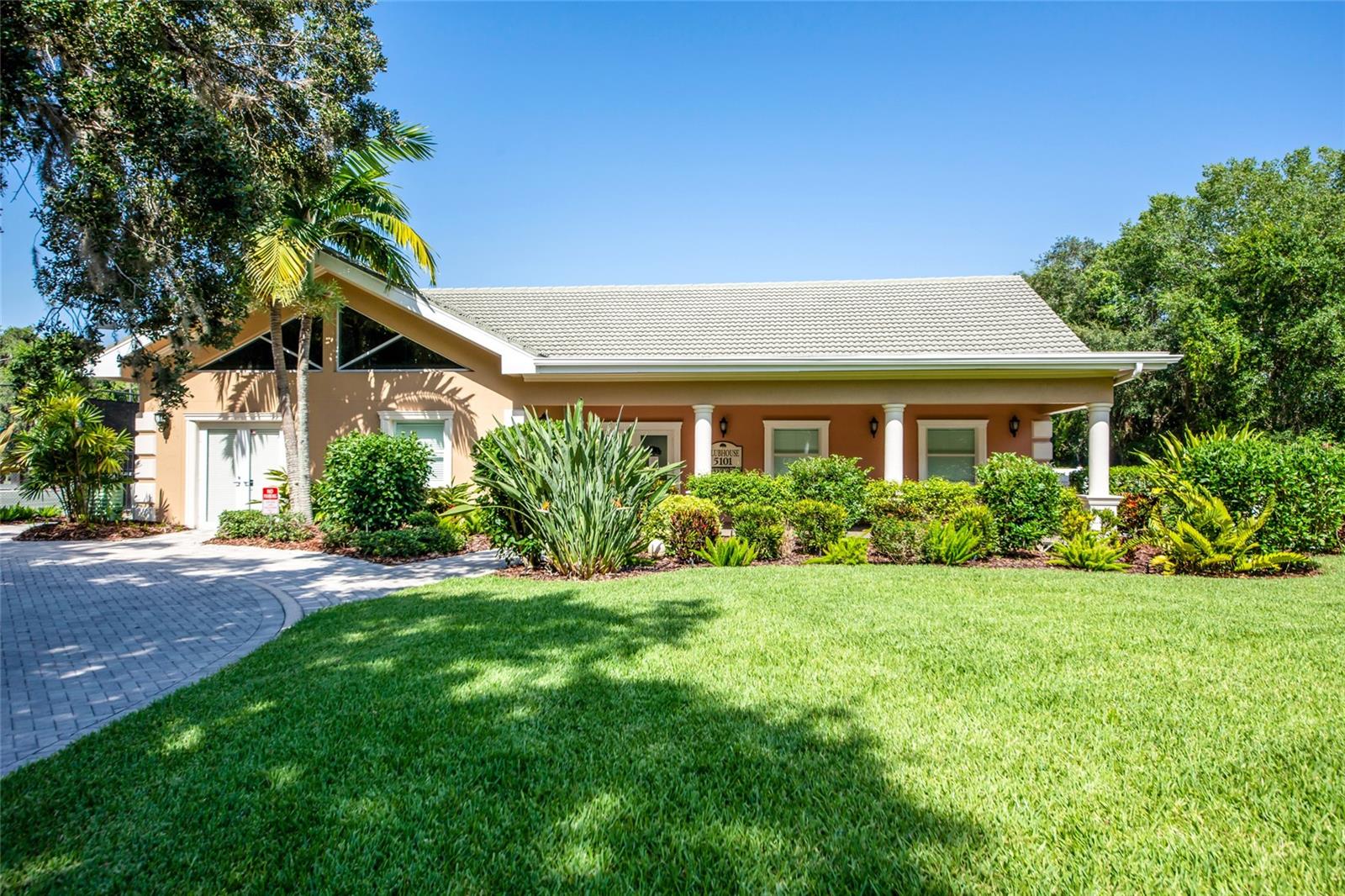 5246 MANORWOOD DR #4, SARASOTA, FL, 34235