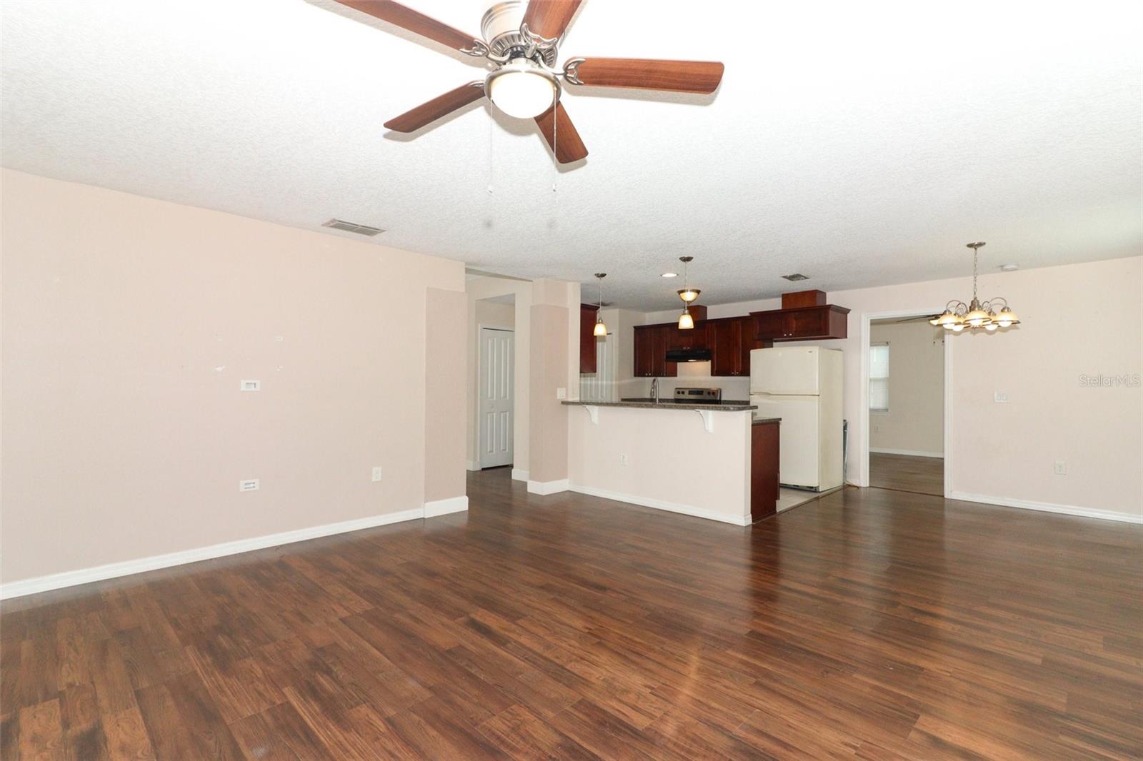 1090 PARNELL CT, DELTONA, FL, 32738