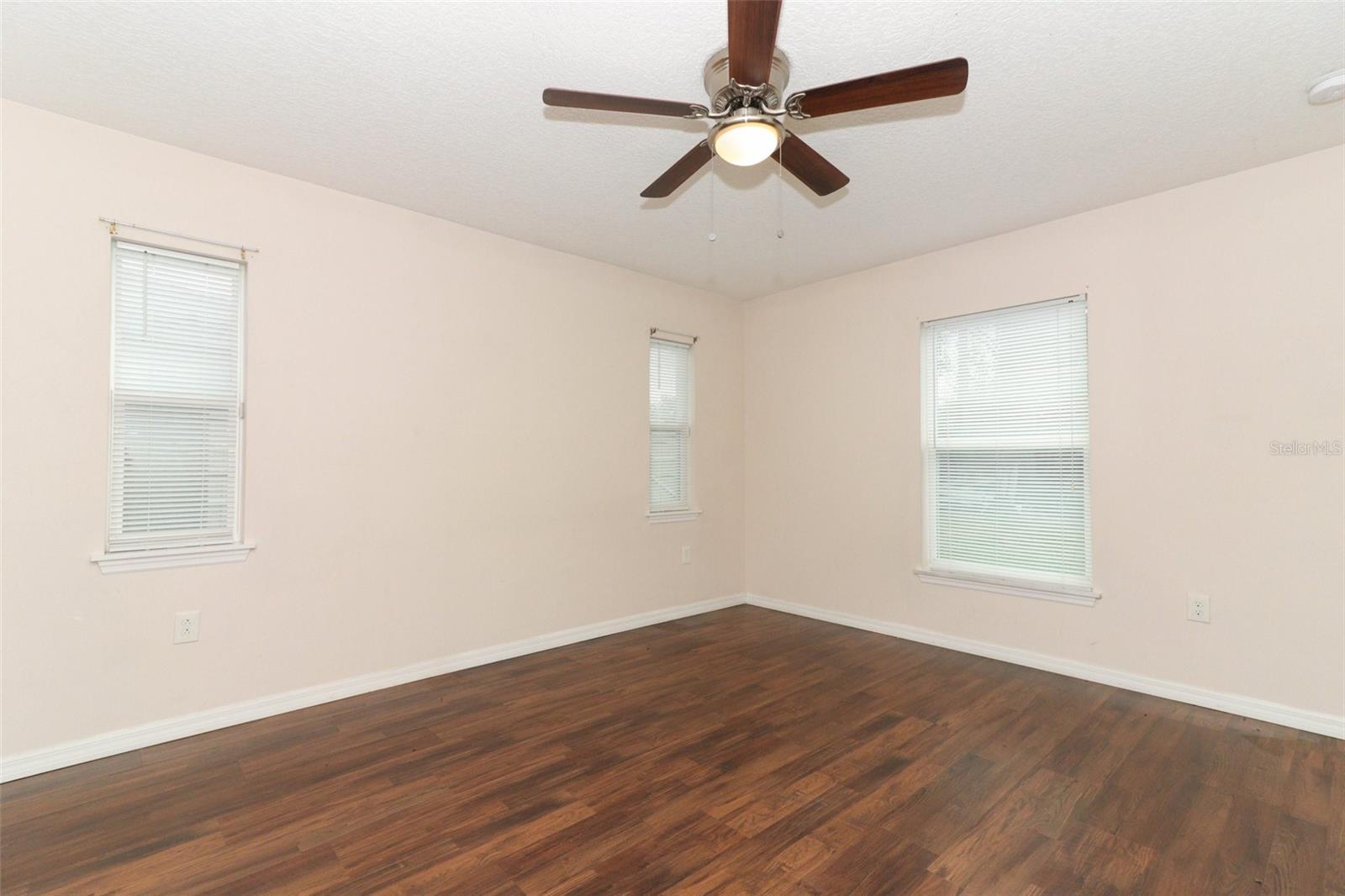 1090 PARNELL CT, DELTONA, FL, 32738