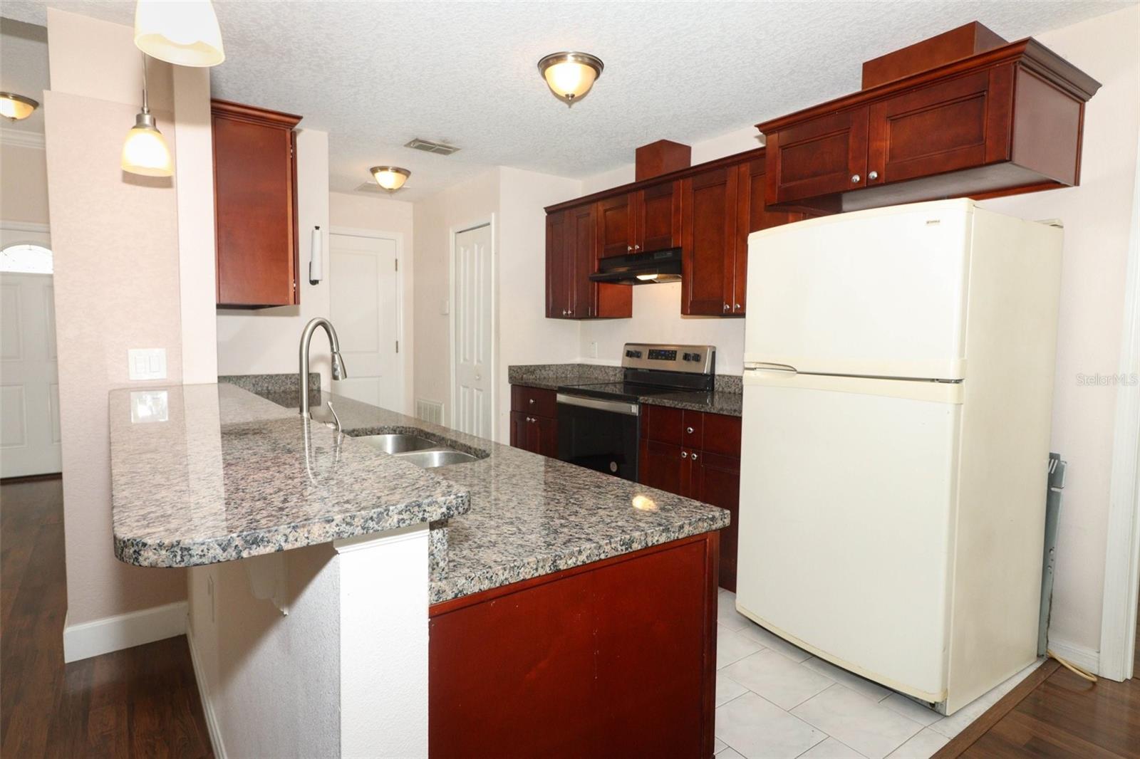 1090 PARNELL CT, DELTONA, FL, 32738