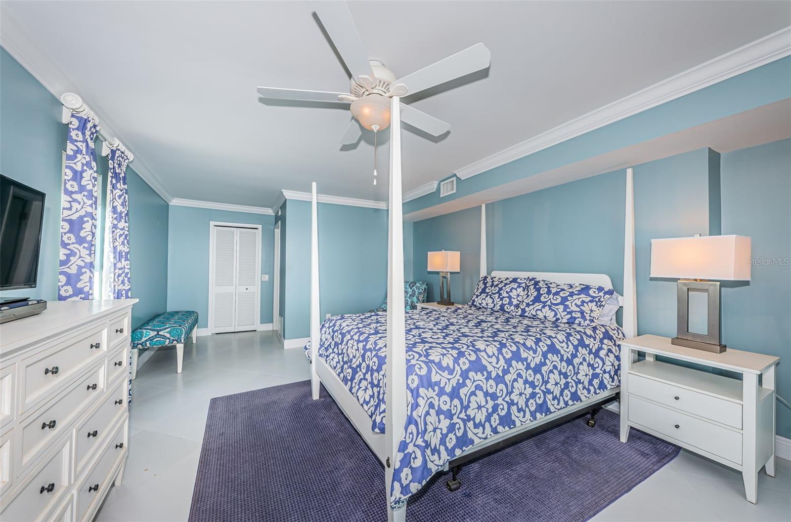 5130 BRITTANY DR S #201, ST PETERSBURG, FL, 33715